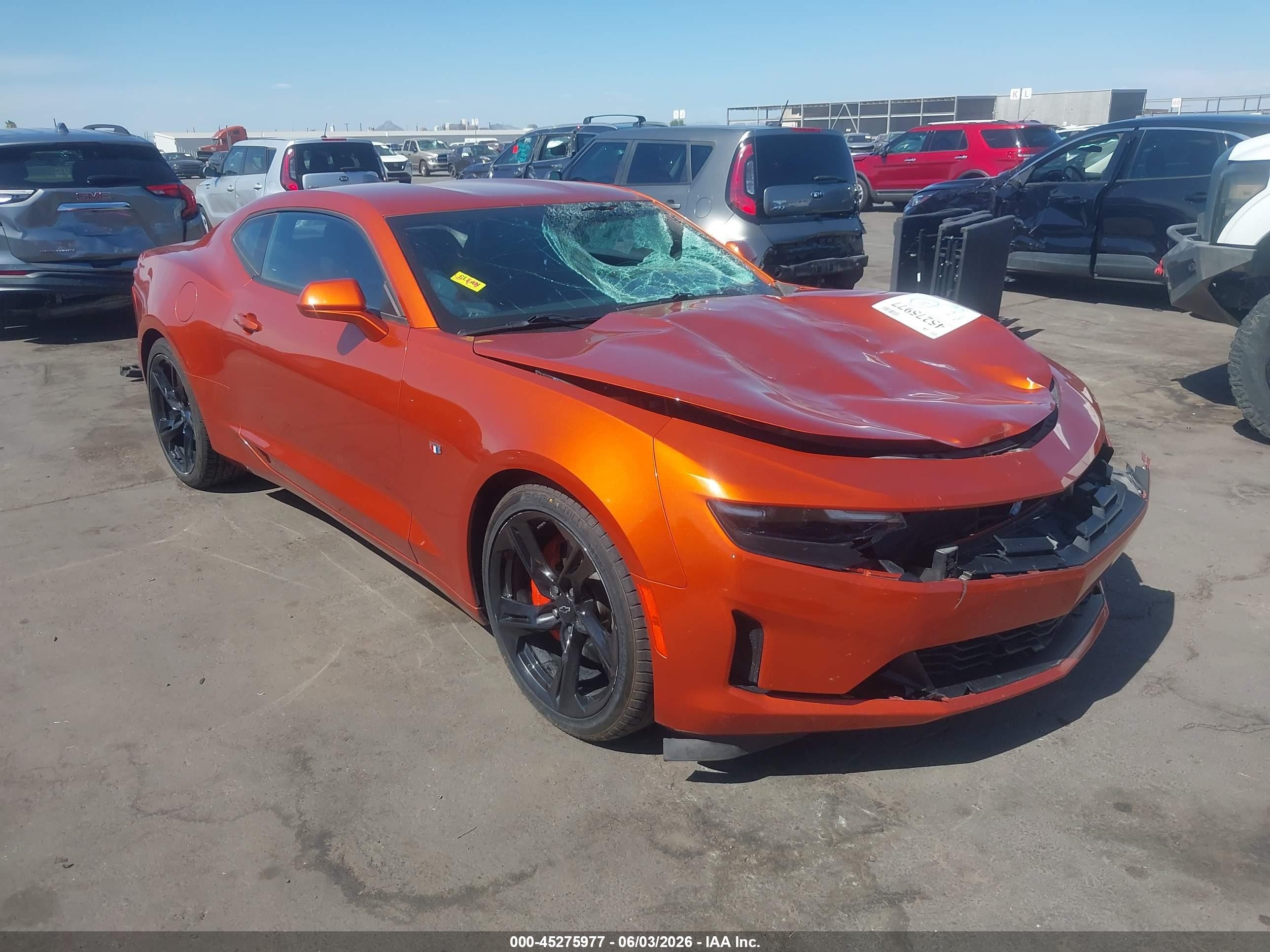 2023 Chevrolet Camaro 2LT, VIN 1G1FC1RS8P0131370 — Front end