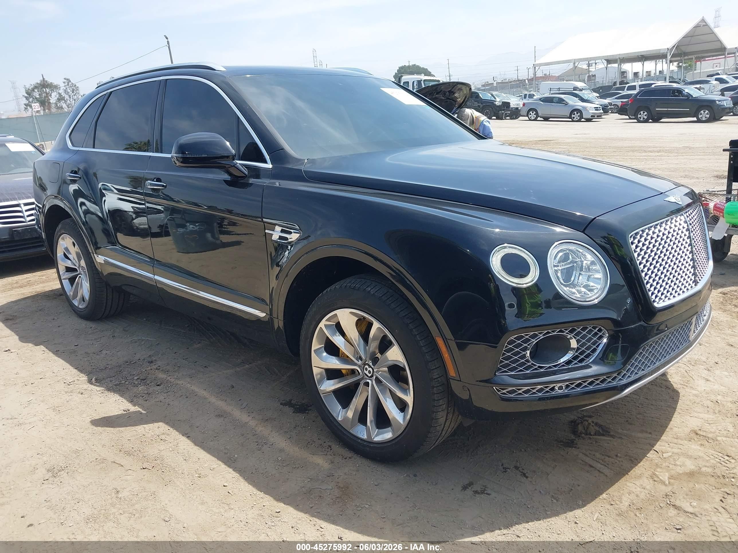 2017 Bentley Bentayga W12, VIN SJAAC2ZV1HC015687 — Side
