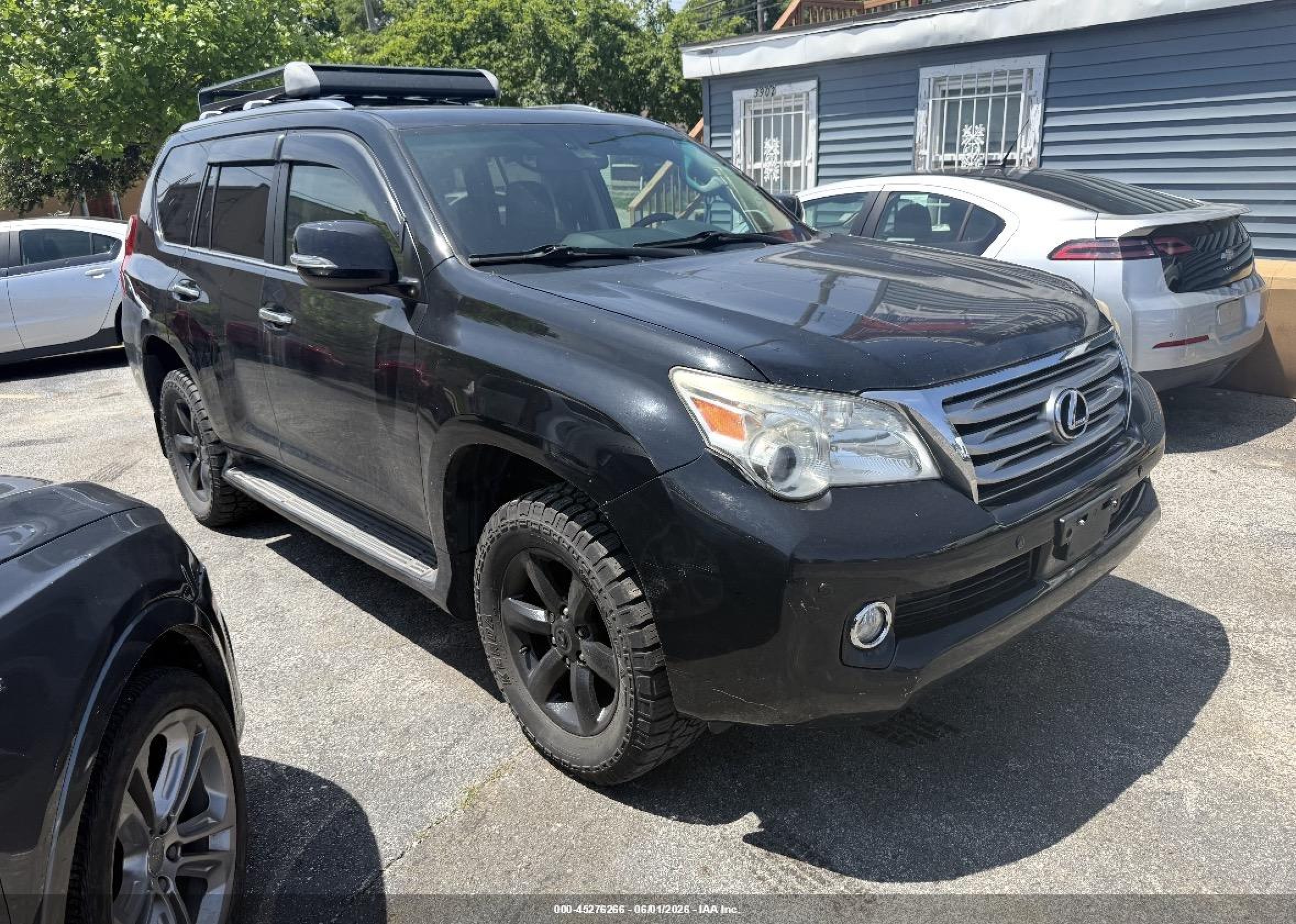 2011 Lexus GX 460, VIN JTJBM7FX8B5020168 — Normal wear