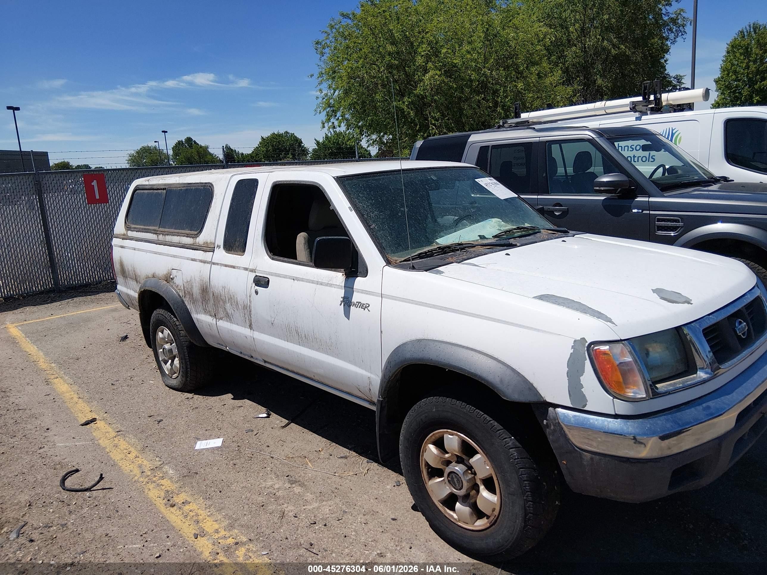 1999 Nissan Frontier XE, VIN 1N6ED26Y1XC312353 — Normal wear