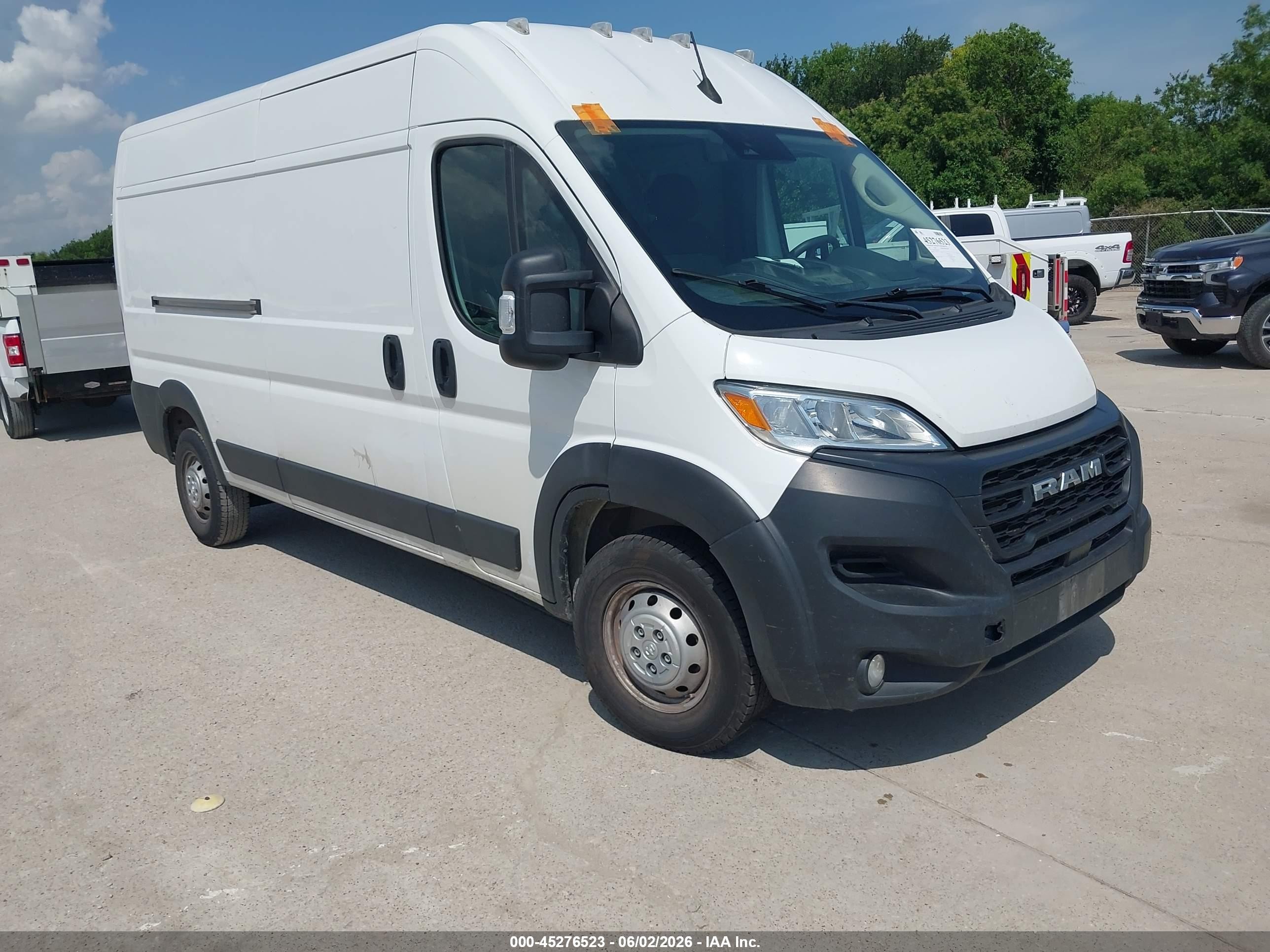 2024 Ram ProMaster Cargo Tradesman, VIN 3C6LRVDG3RE140174 — Механическое