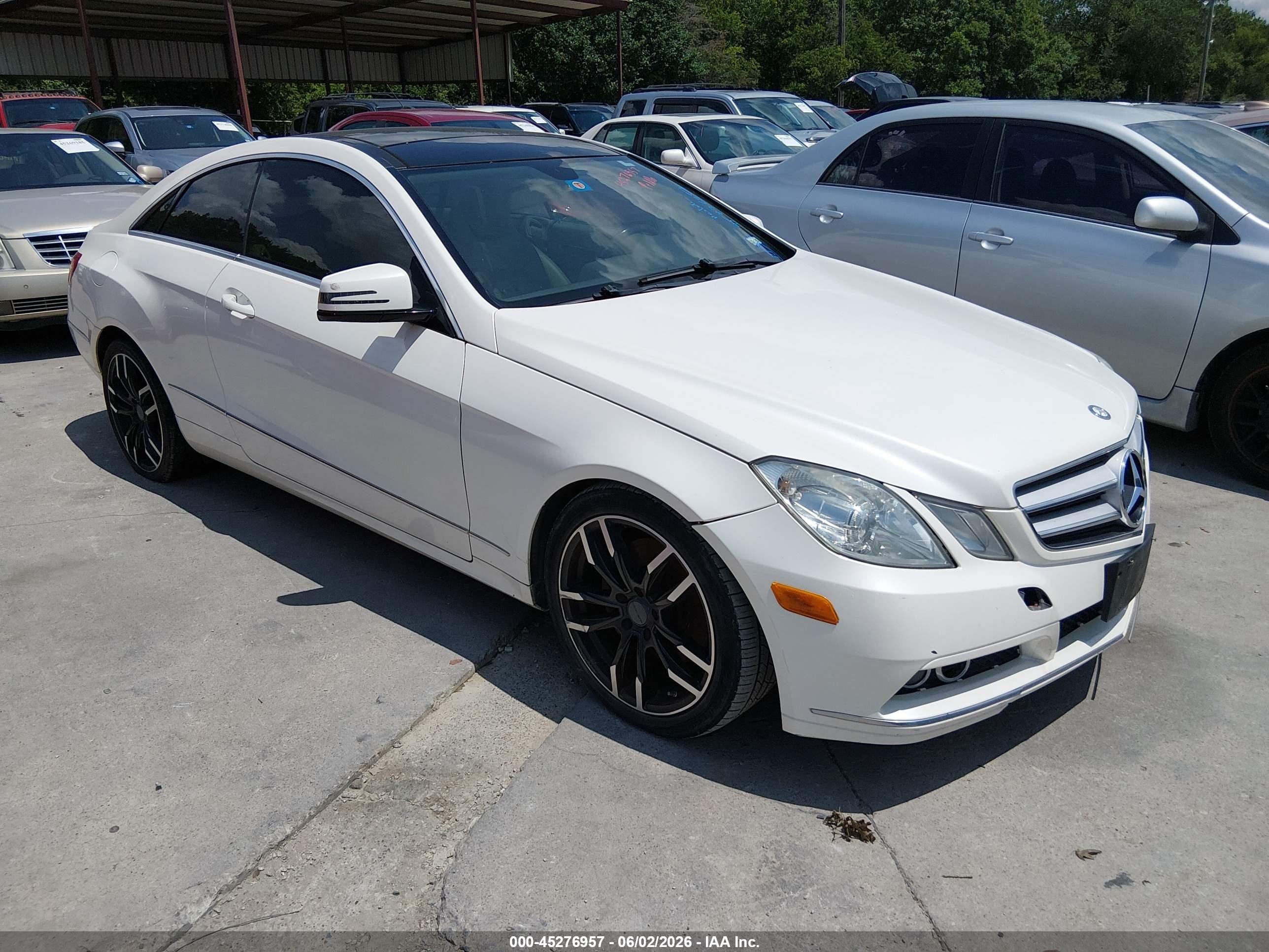 2011 Mercedes-Benz E 350, VIN WDDKJ5GB4BF064462 — Normal wear