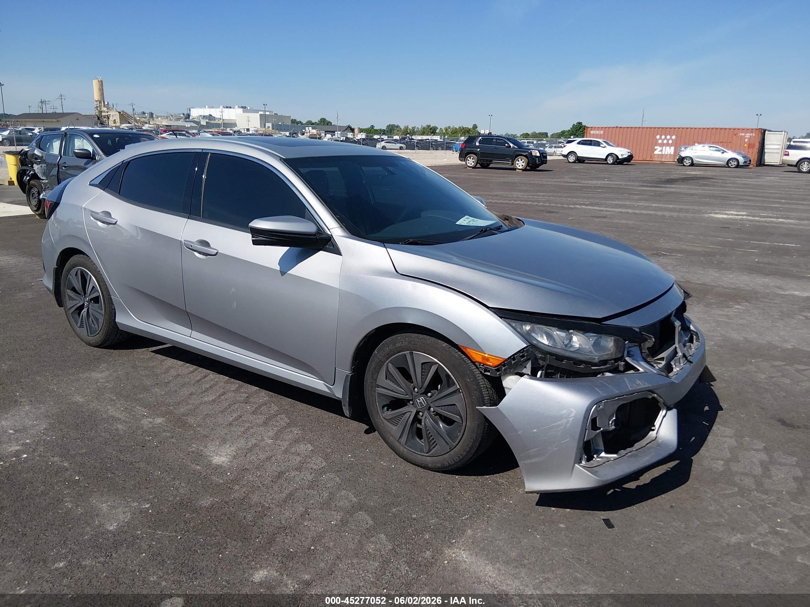 2018 Honda Civic EX, VIN SHHFK7H55JU220362 — Front end