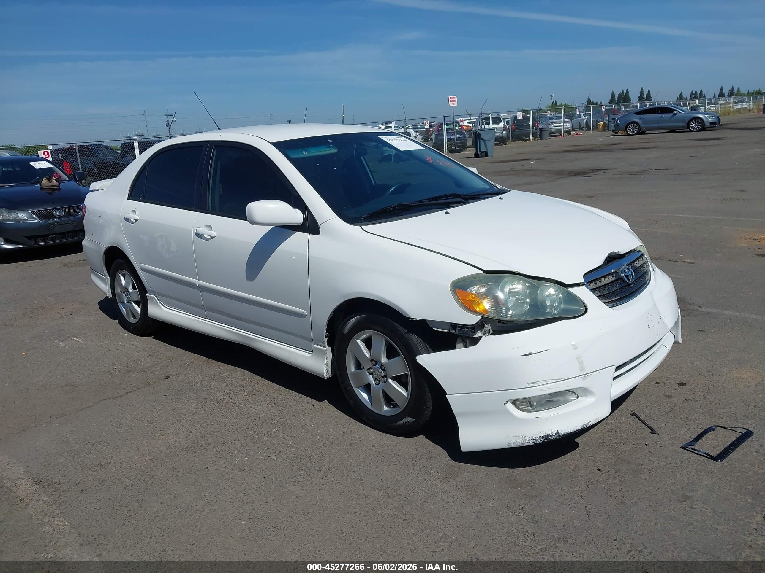 2007 Toyota Corolla CE, VIN 1NXBR32E47Z887433 — Side