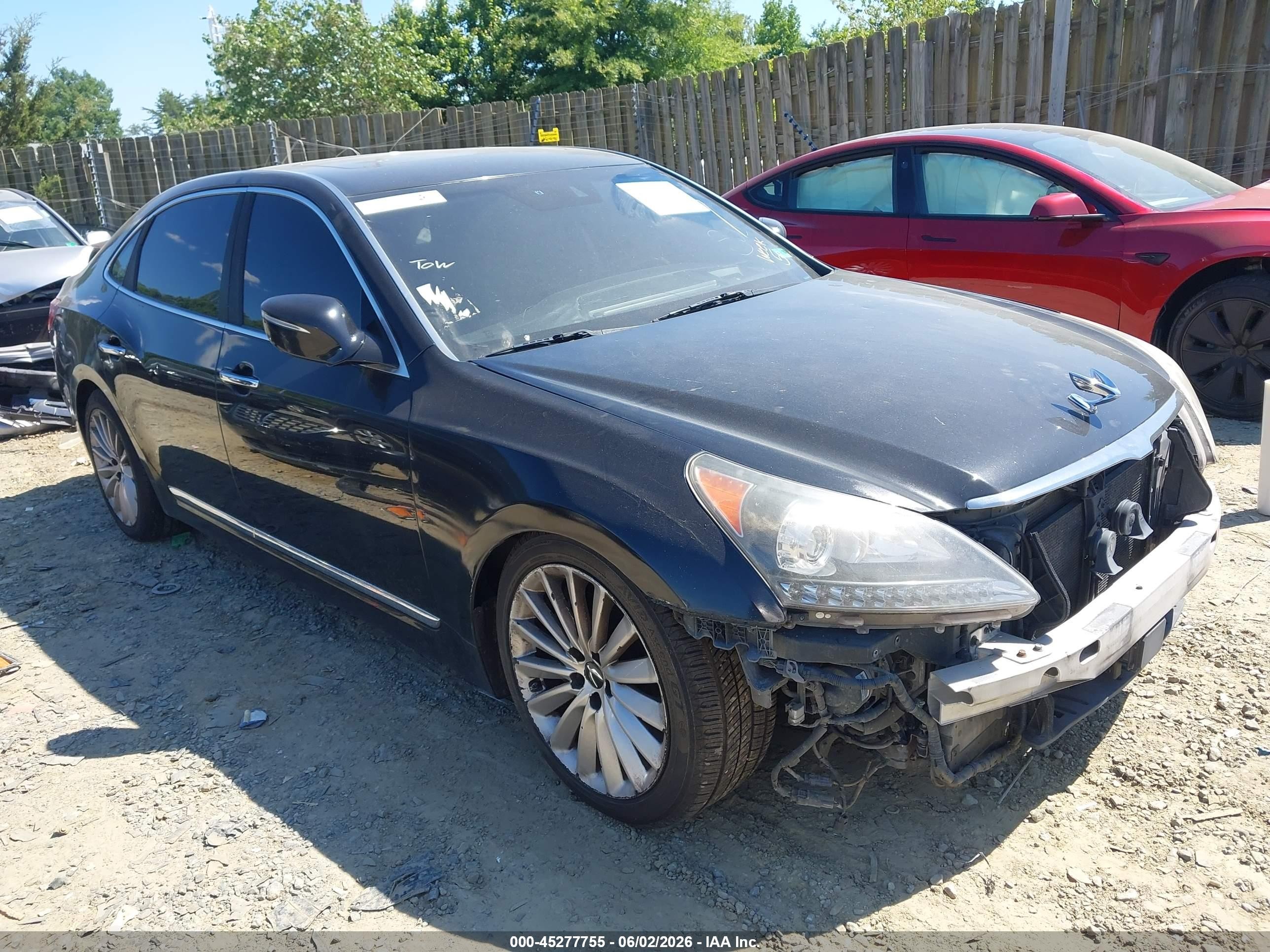 2016 Hyundai Equus Signature, VIN KMHGH4JH9GU104150 — Normal wear