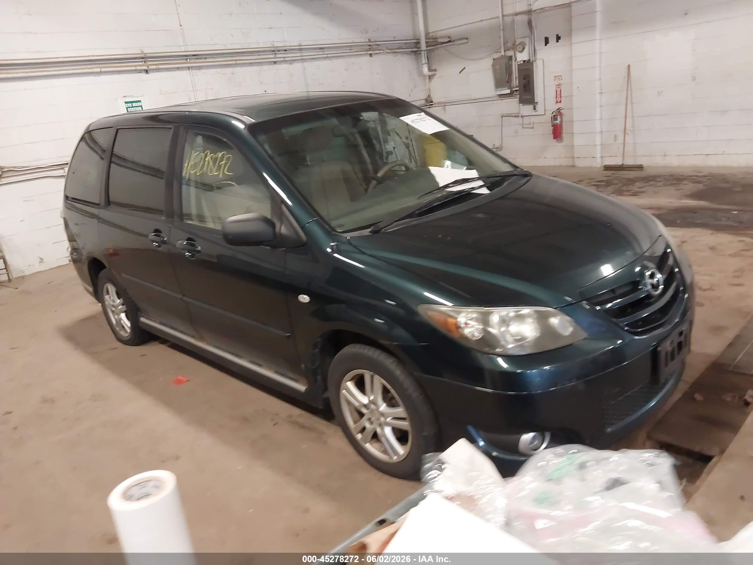 2004 Mazda MPV LX, VIN JM3LW28AX40512981 — Normal wear