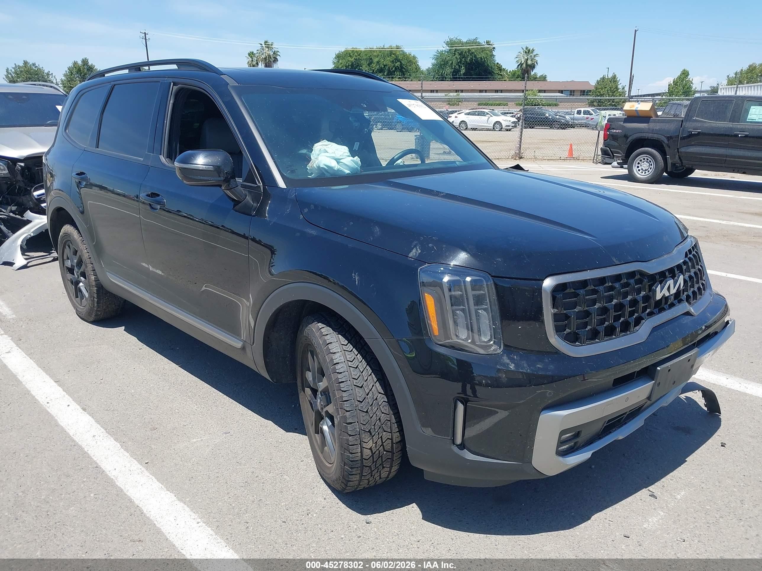 2023 Kia Telluride SX X-Line, VIN 5XYP5DGC6PG391408 — Side