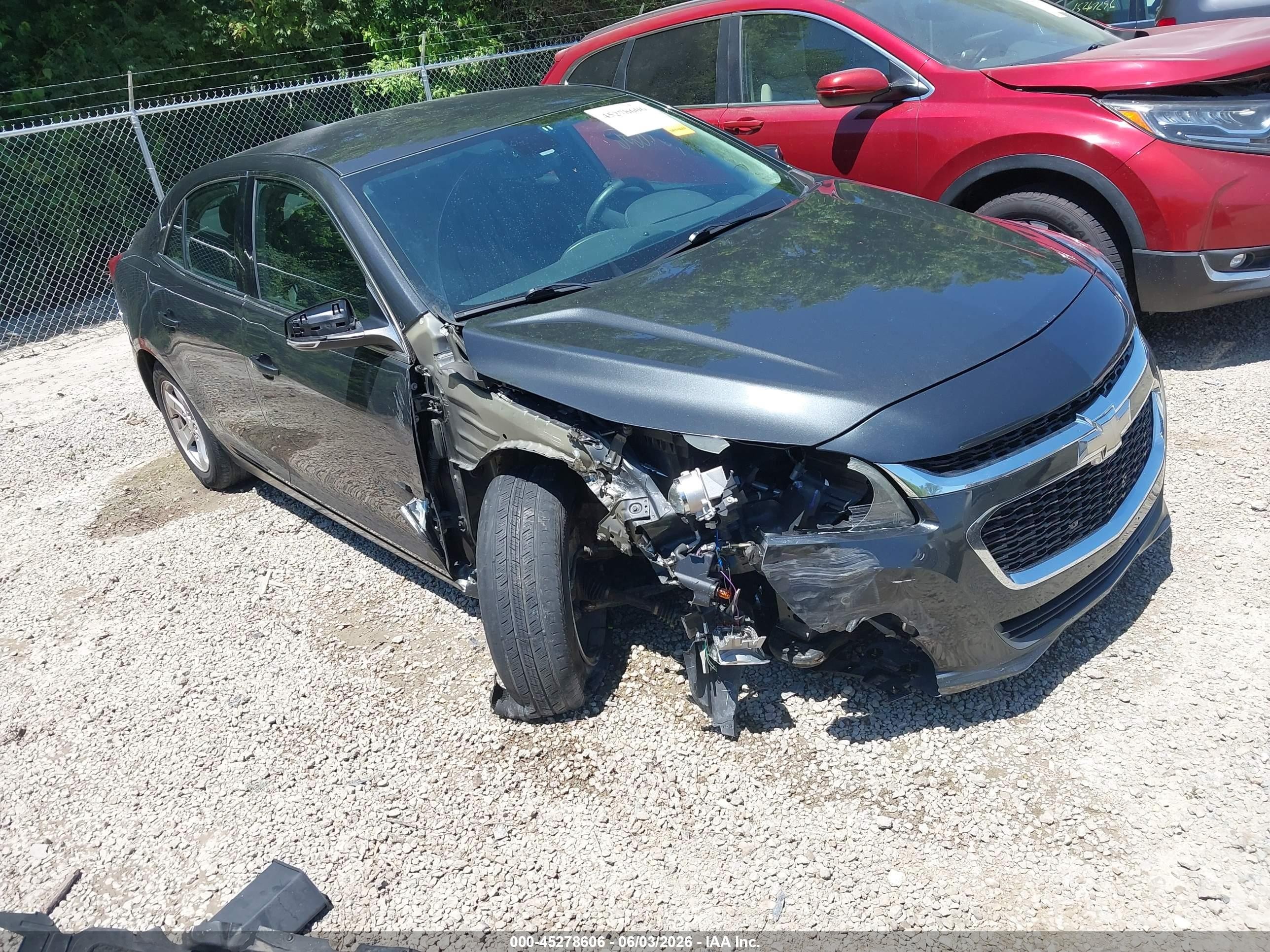 2015 Chevrolet Malibu LT, VIN 1G11C5SL5FF107298 — Side