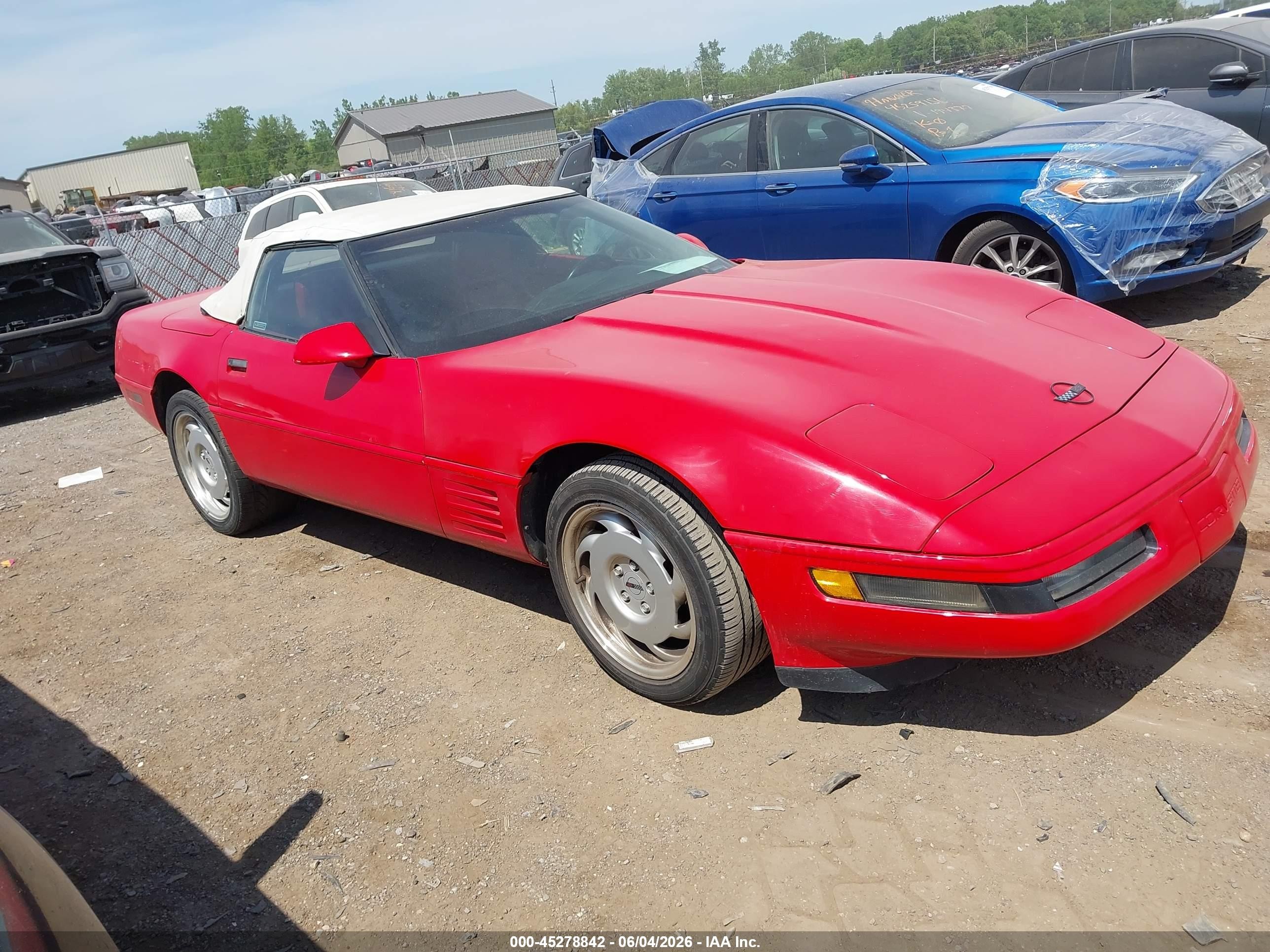 1991 Chevrolet Corvette, VIN 1G1YY3385M5110705 — Normal wear