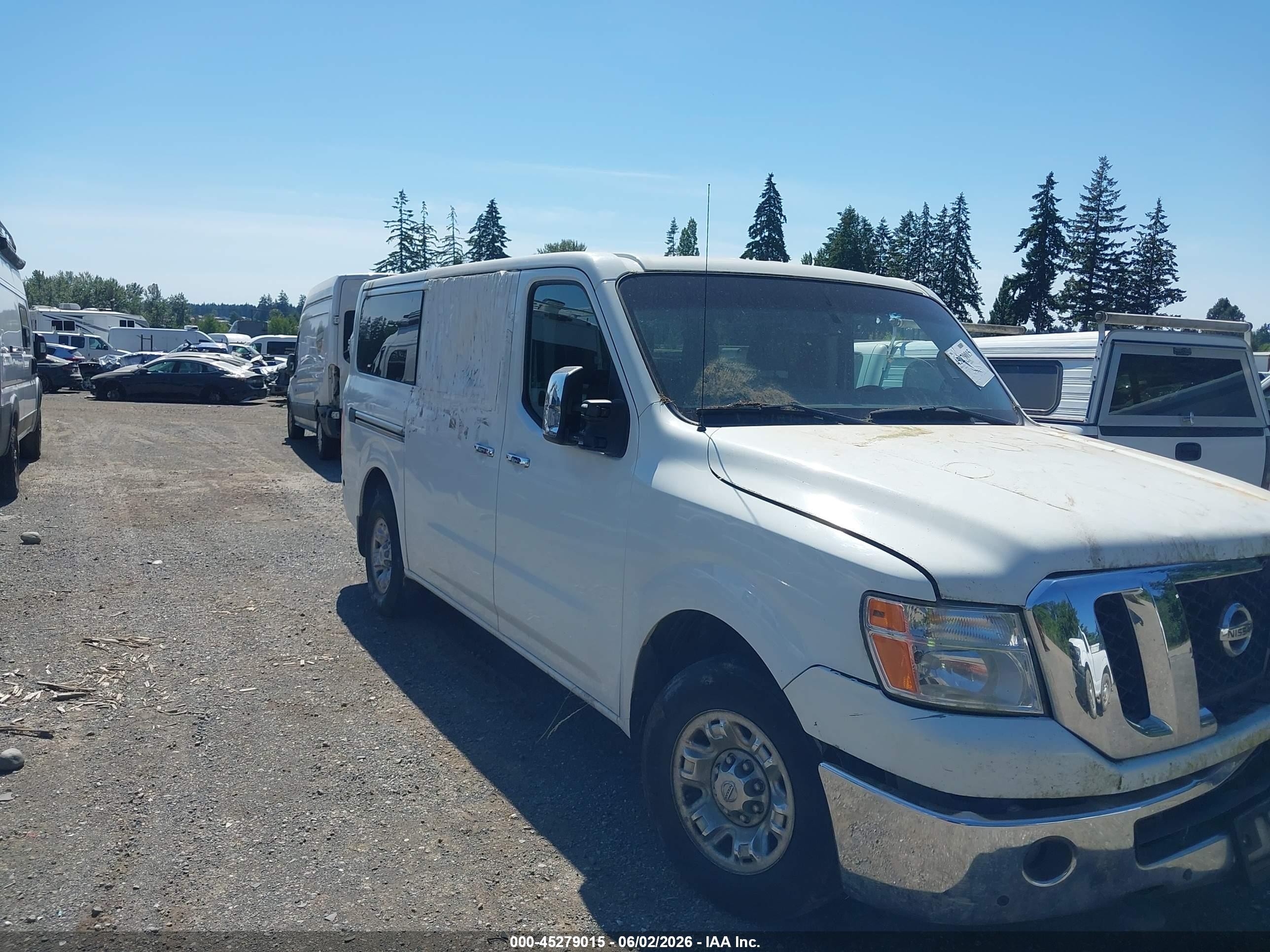 2014 Nissan NV SV, VIN 5BZAF0AA9EN160558 — Обычный износ