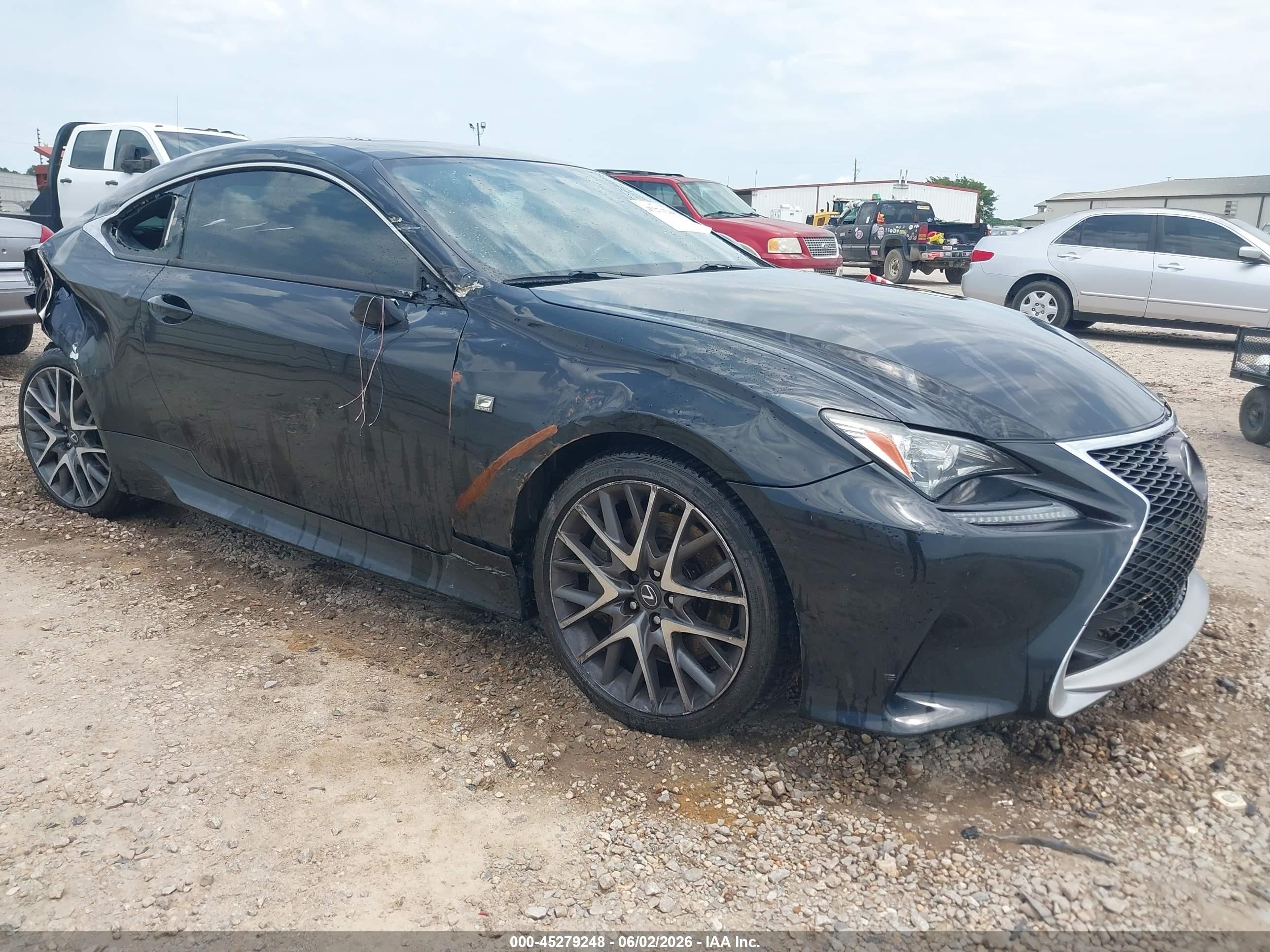 2016 Lexus RC 200t F Sport, VIN JTHHA5BC1G5002260 — Rear end