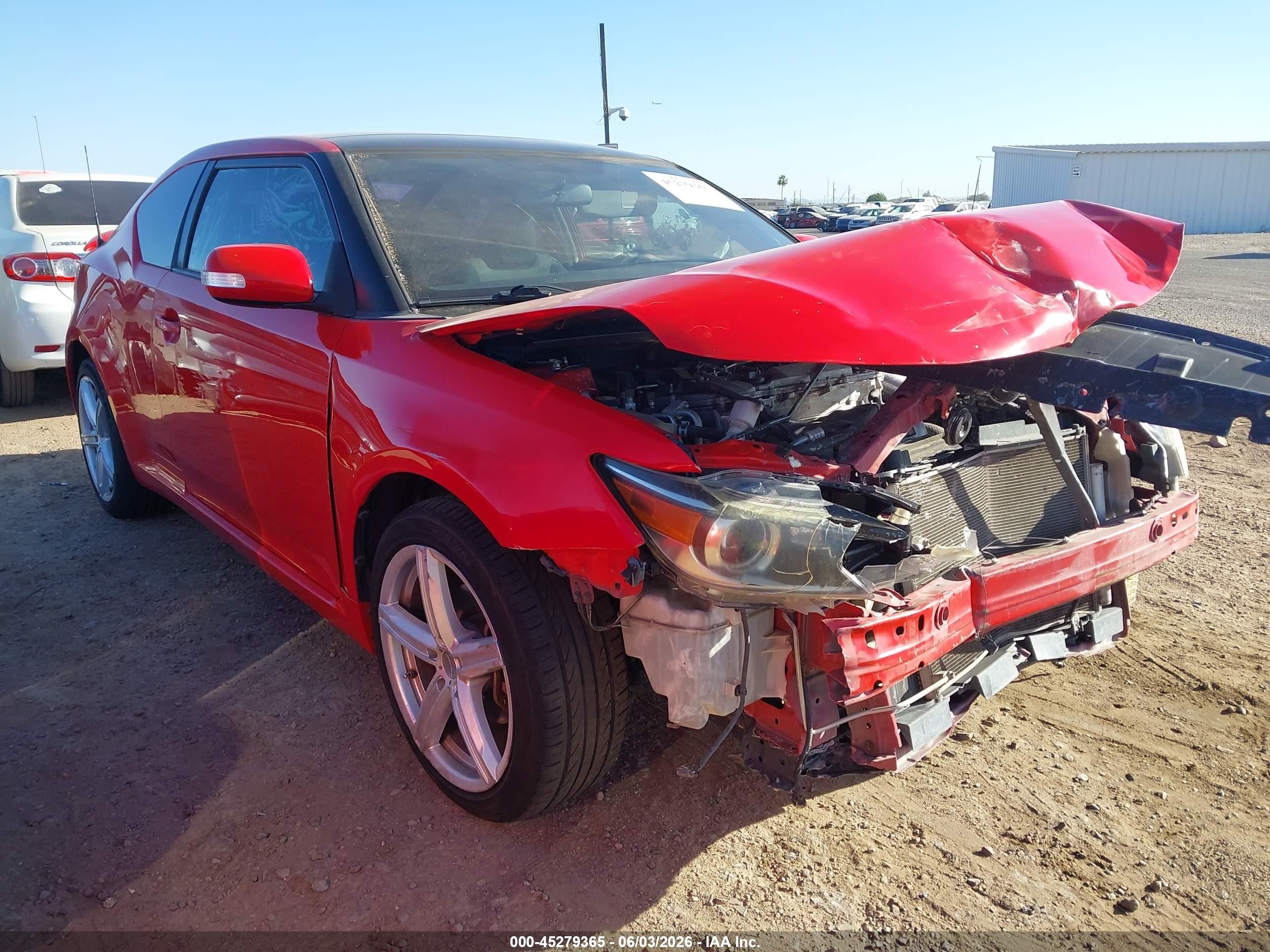 2015 Scion tC, VIN JTKJF5C75FJ002542 — Front end