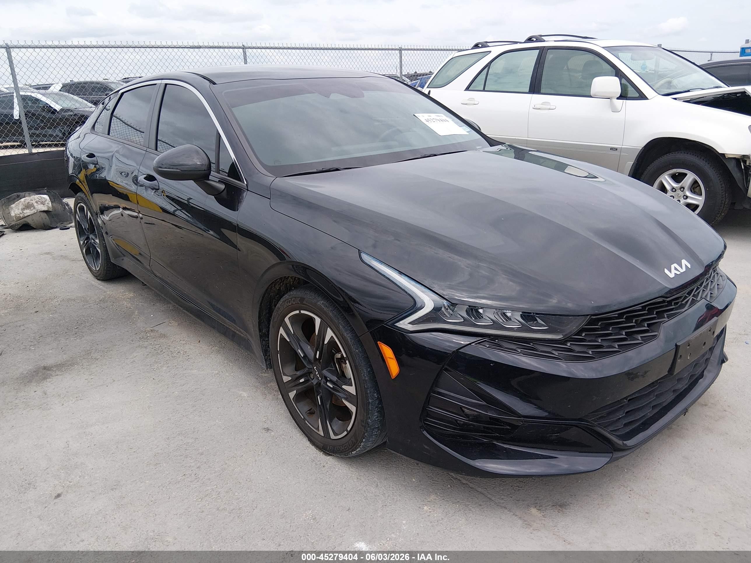 2022 Kia K5 GT-Line, VIN 5XXG64J20NG141970 — Rear end