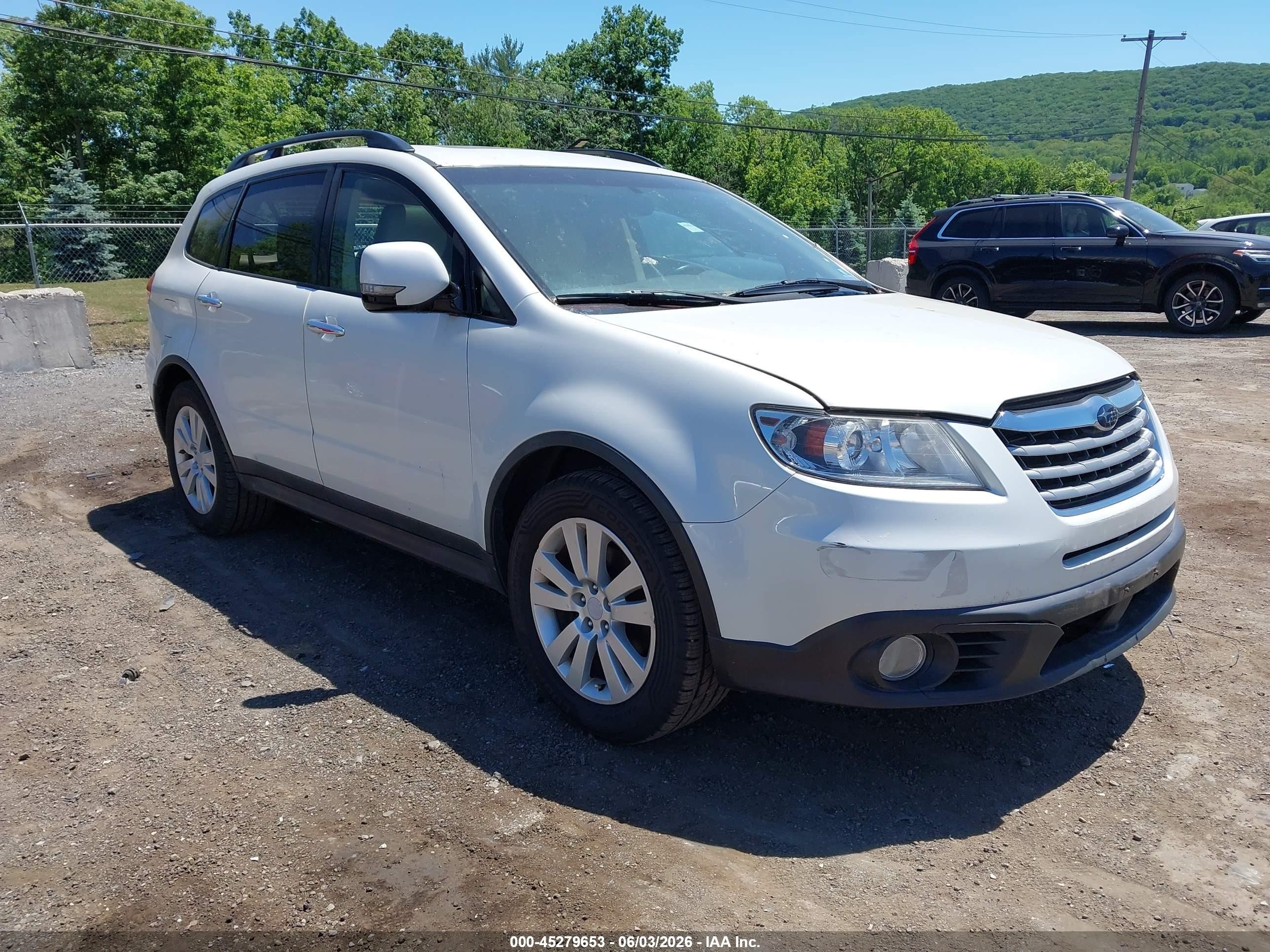 2013 Subaru Tribeca Limited, VIN 4S4WX9GD1D4401506 — Normal wear