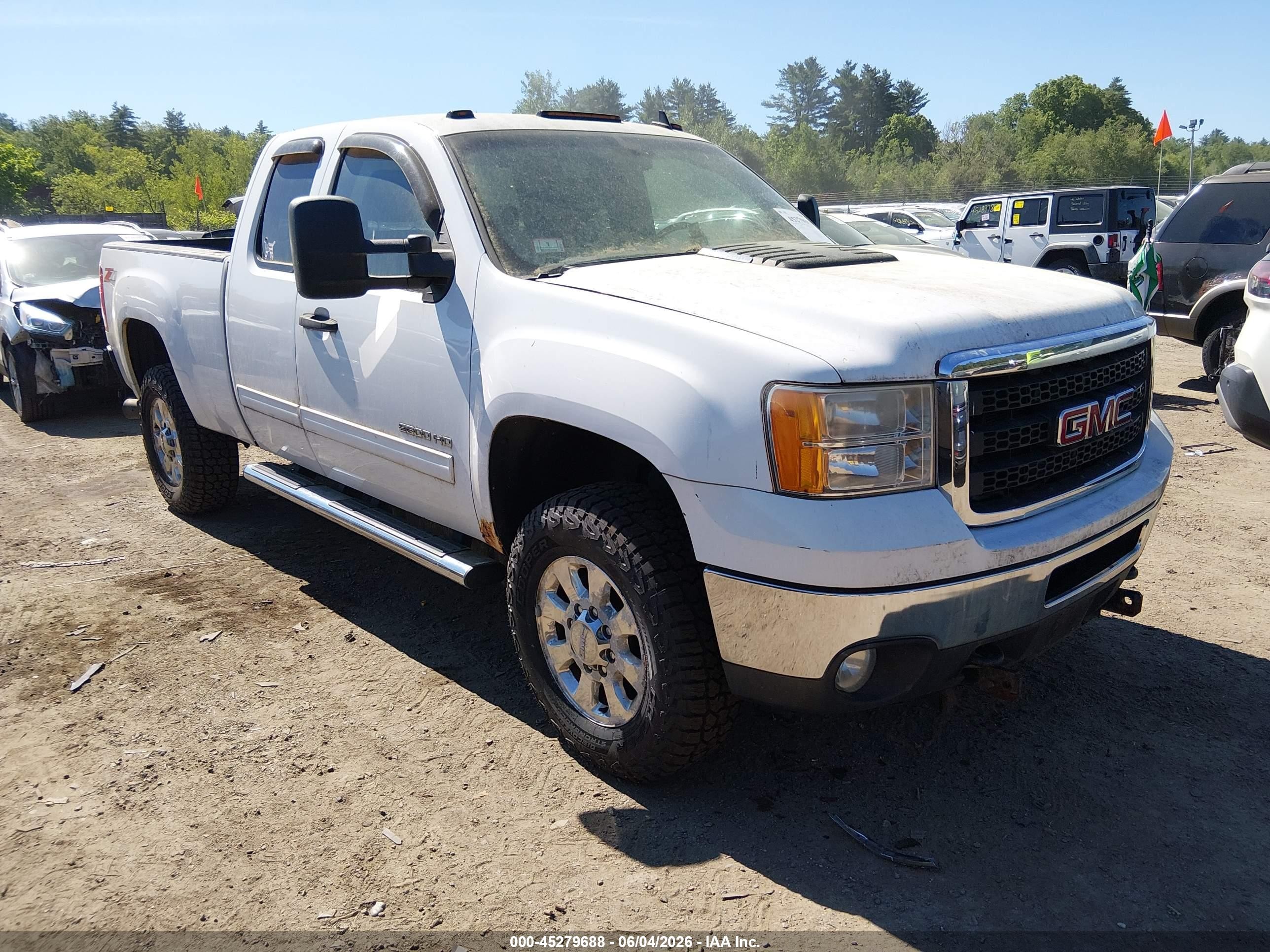 2012 GMC Sierra 2500HD SLE, VIN 1GT220C82CZ102517 — Electrical