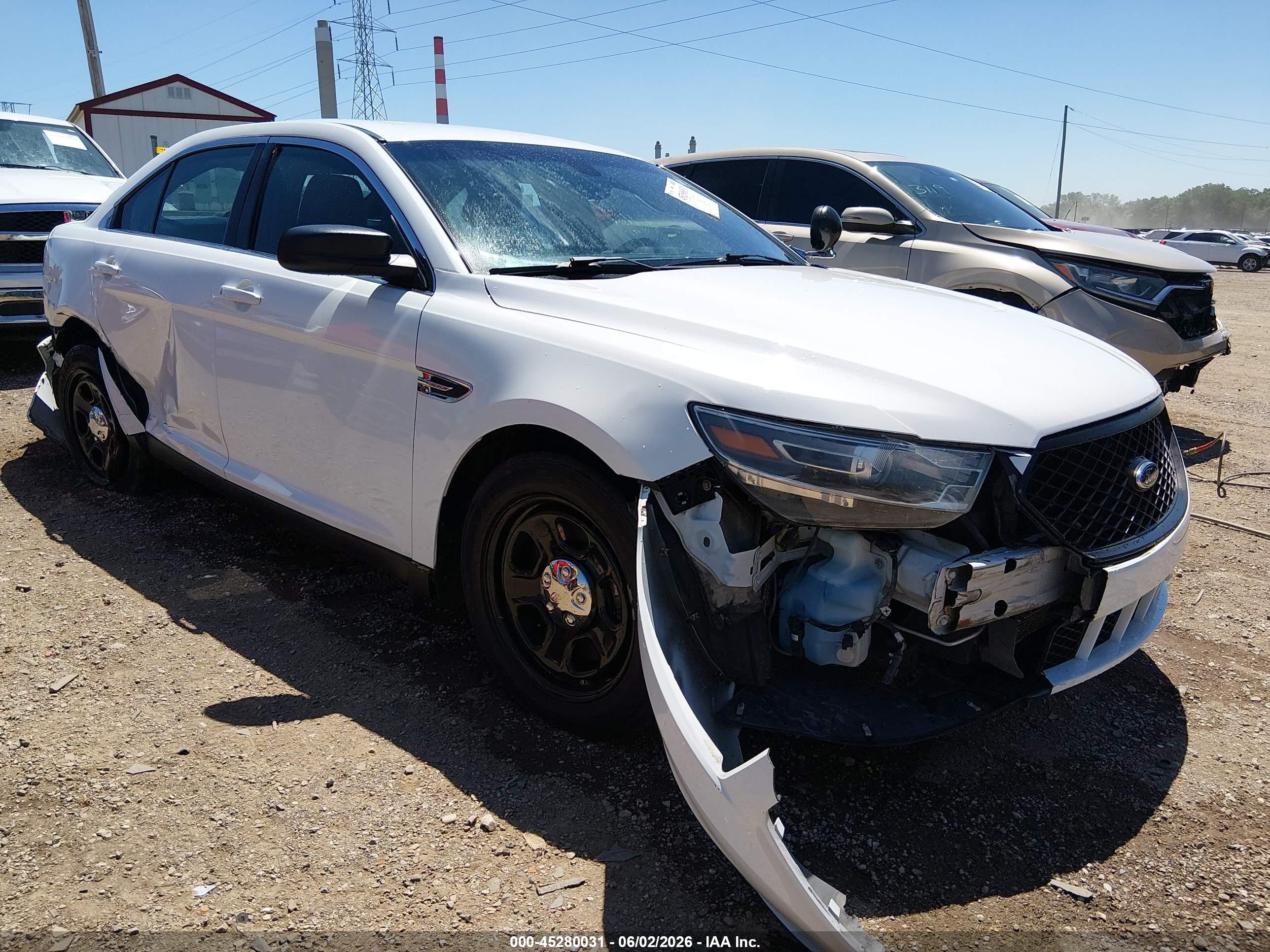 2017 Ford Police Interceptor, VIN 1FAHP2MK4HG111102 — Side