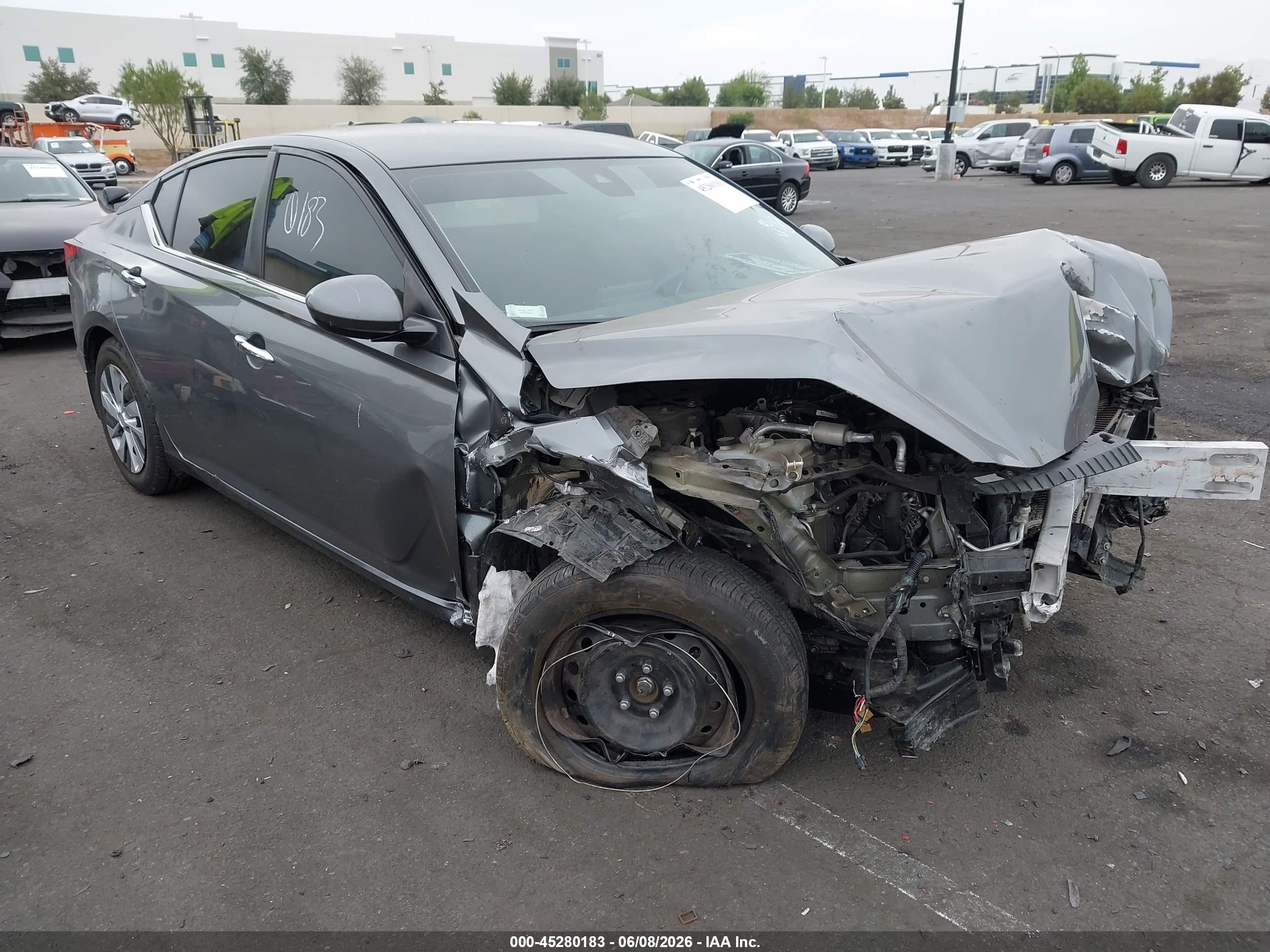 2023 Nissan Altima S, VIN 1N4BL4BV8PN322064 — Front end