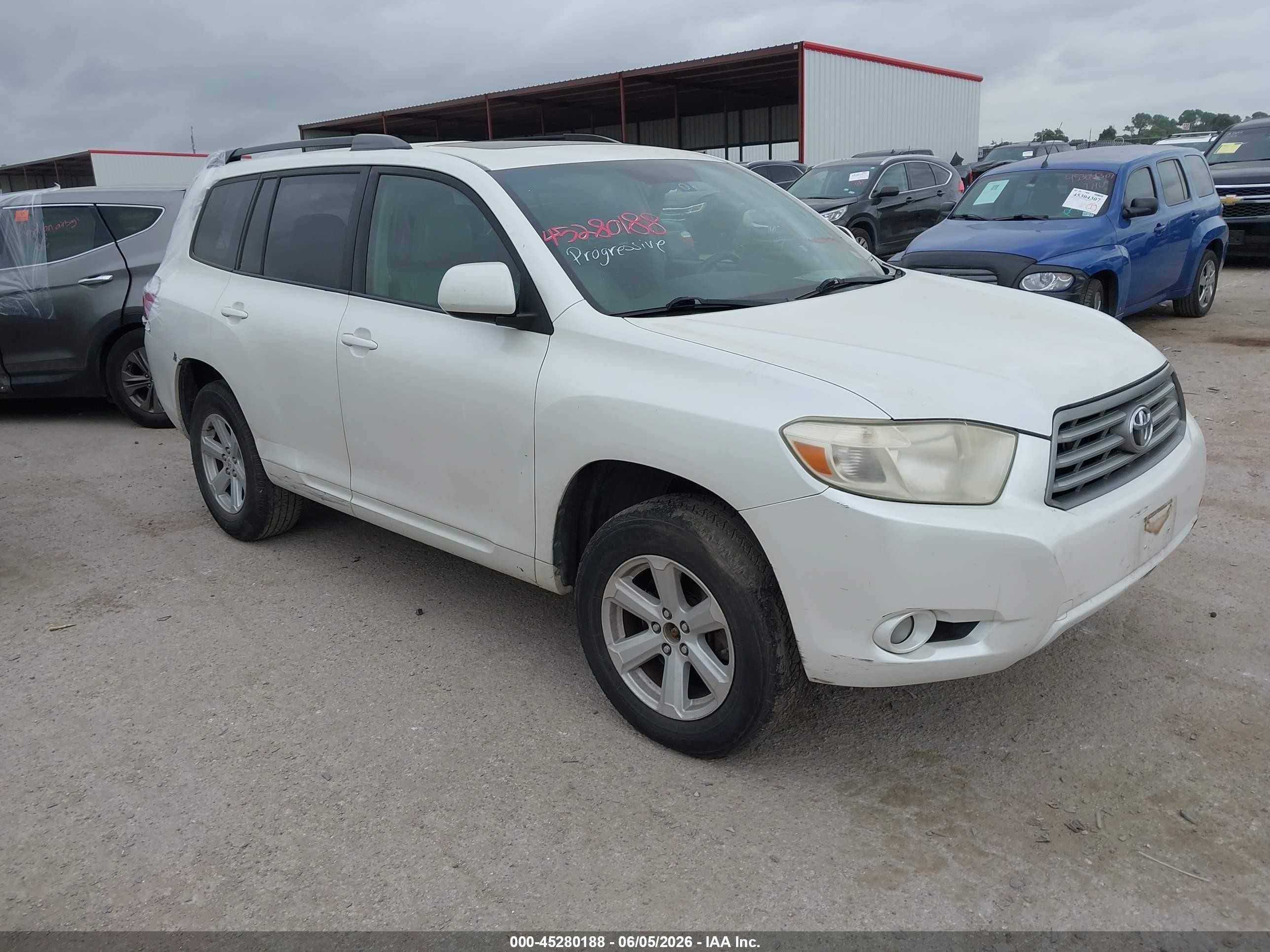 2010 Toyota Highlander SE, VIN 5TDKK3EH2AS020817 — Rear end