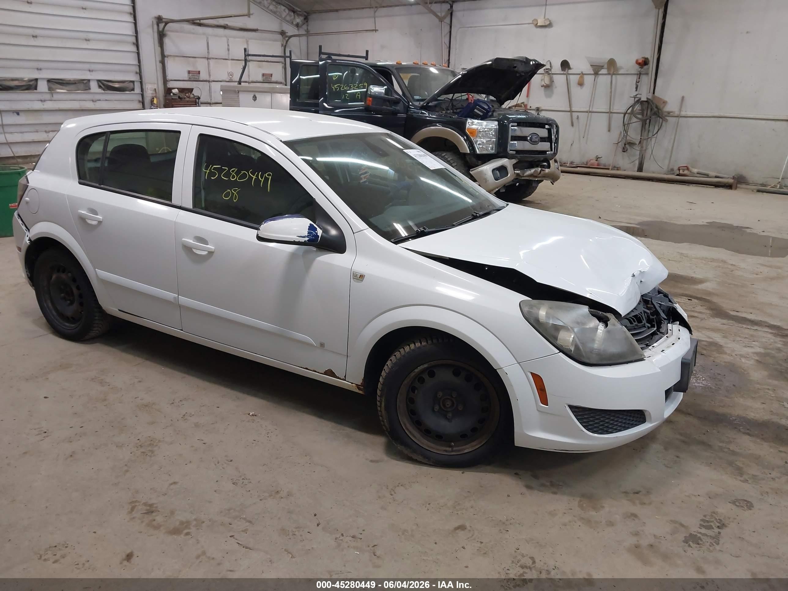 2008 Saturn Astra XE, VIN W08AR671285097723 — Front end