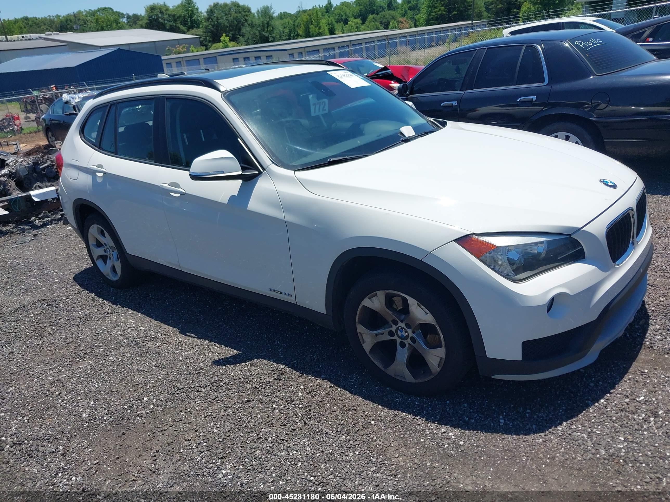 2015 BMW X1 sDrive28i, VIN WBAVM1C56FV317121 — Mechanical