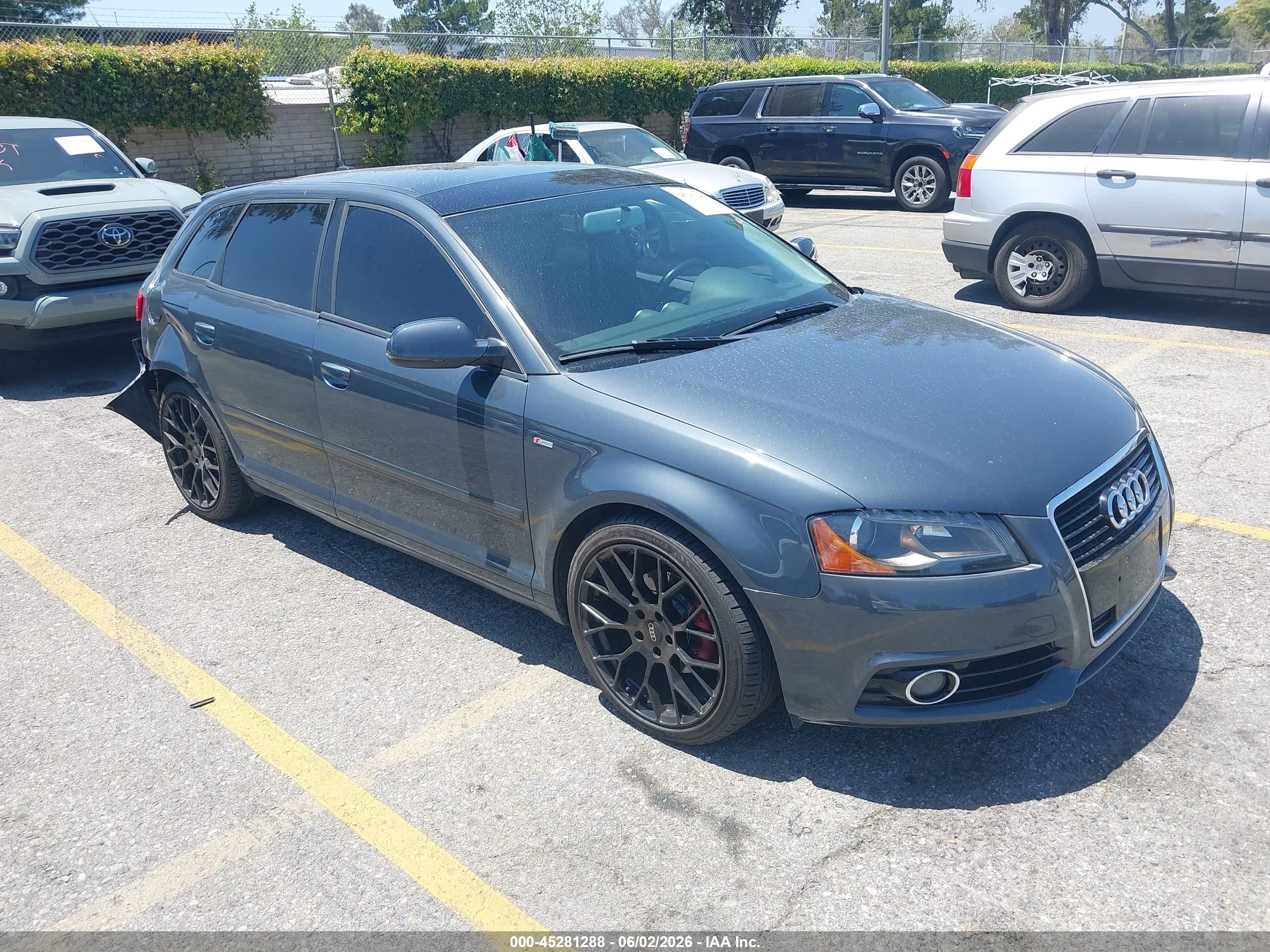 2012 Audi A3 Premium Plus, VIN WAUKJAFM0CA124240 — Зад