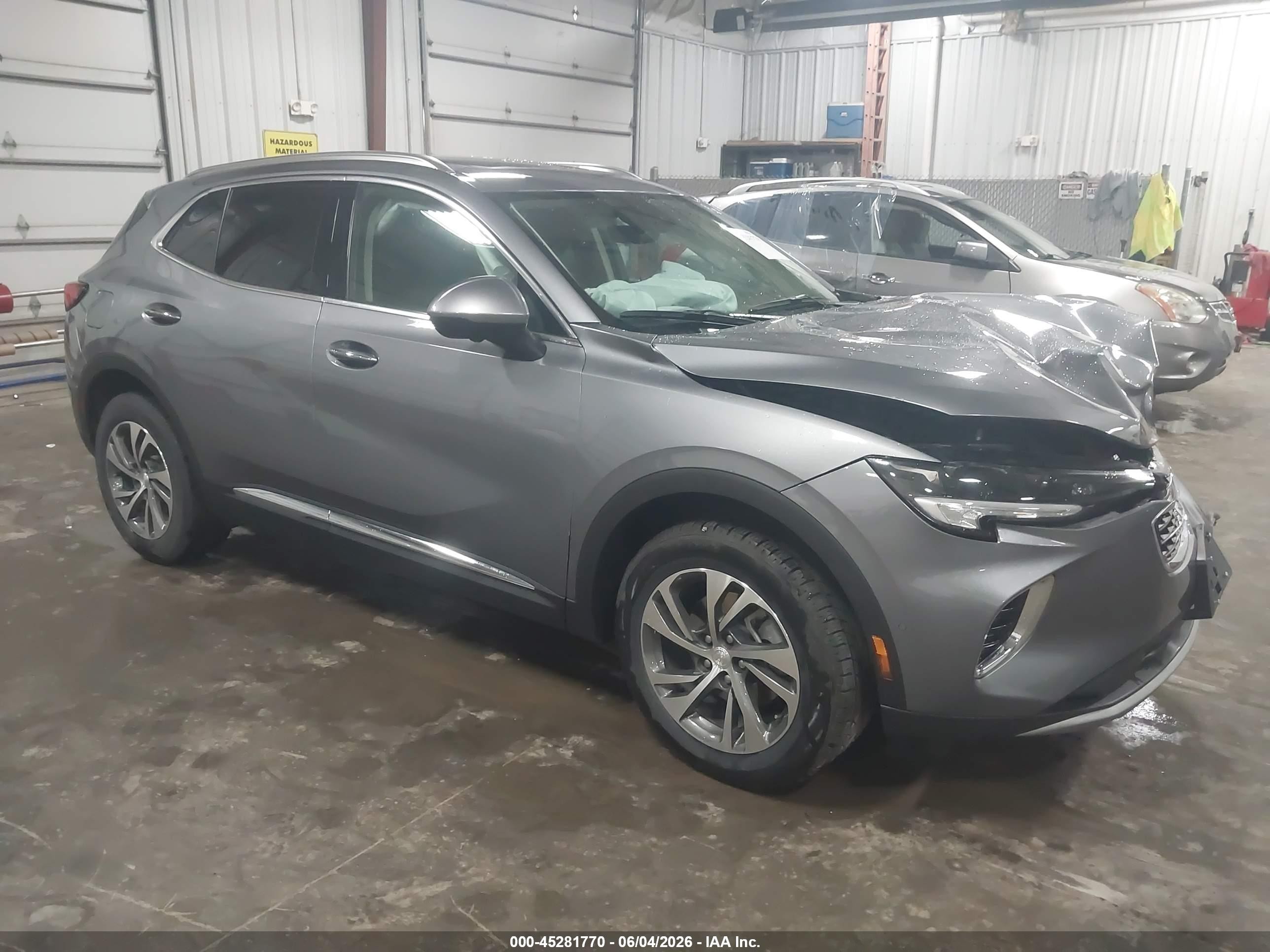 2021 Buick Envision Essence, VIN LRBFZNR40MD014237 — Front end