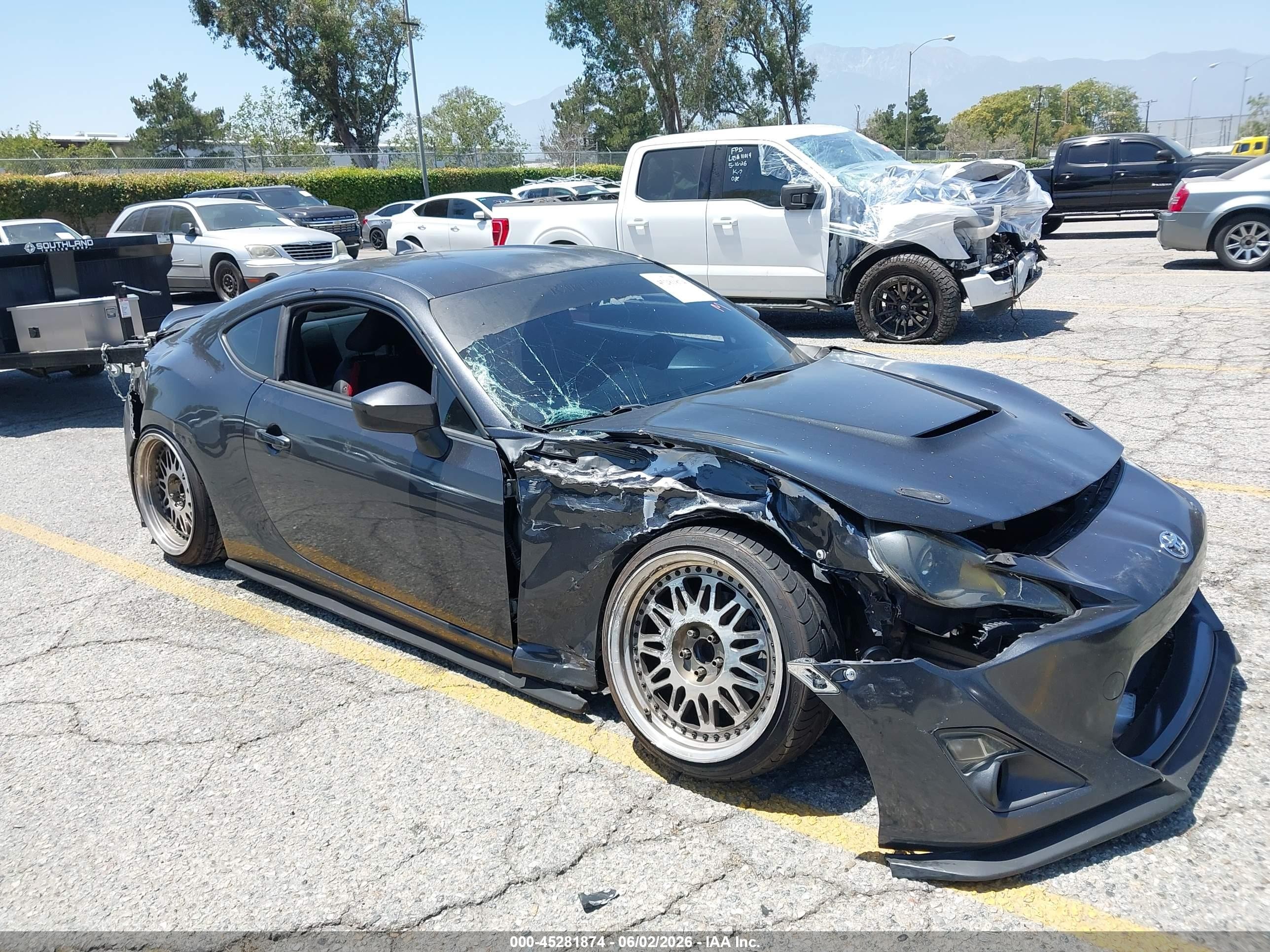 2016 Scion FR-S Release Series 2.0, VIN JF1ZNAA18G9707655 — Side