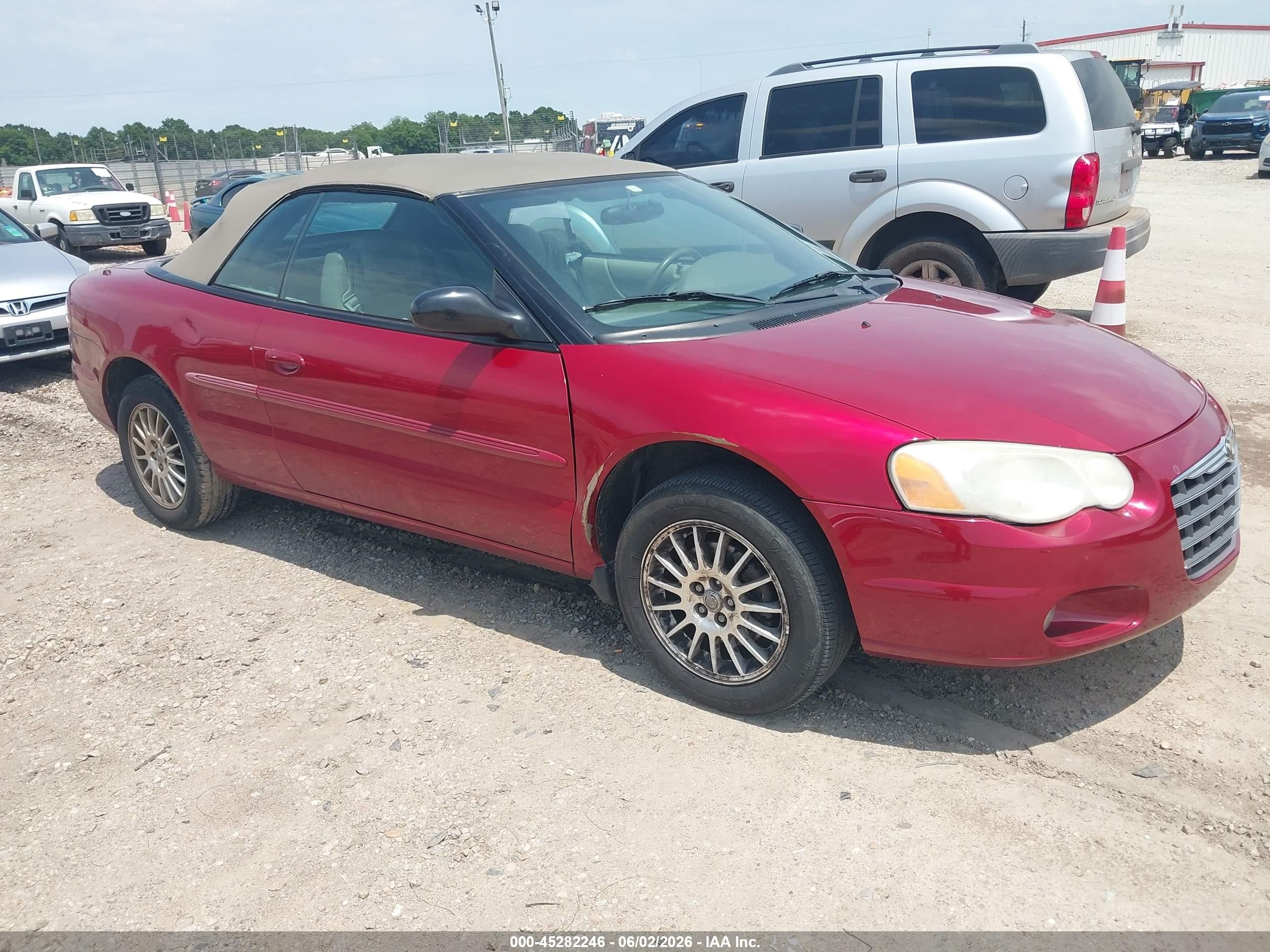 2005 Chrysler Sebring Touring, VIN 1C3EL55R45N635111 — Бок
