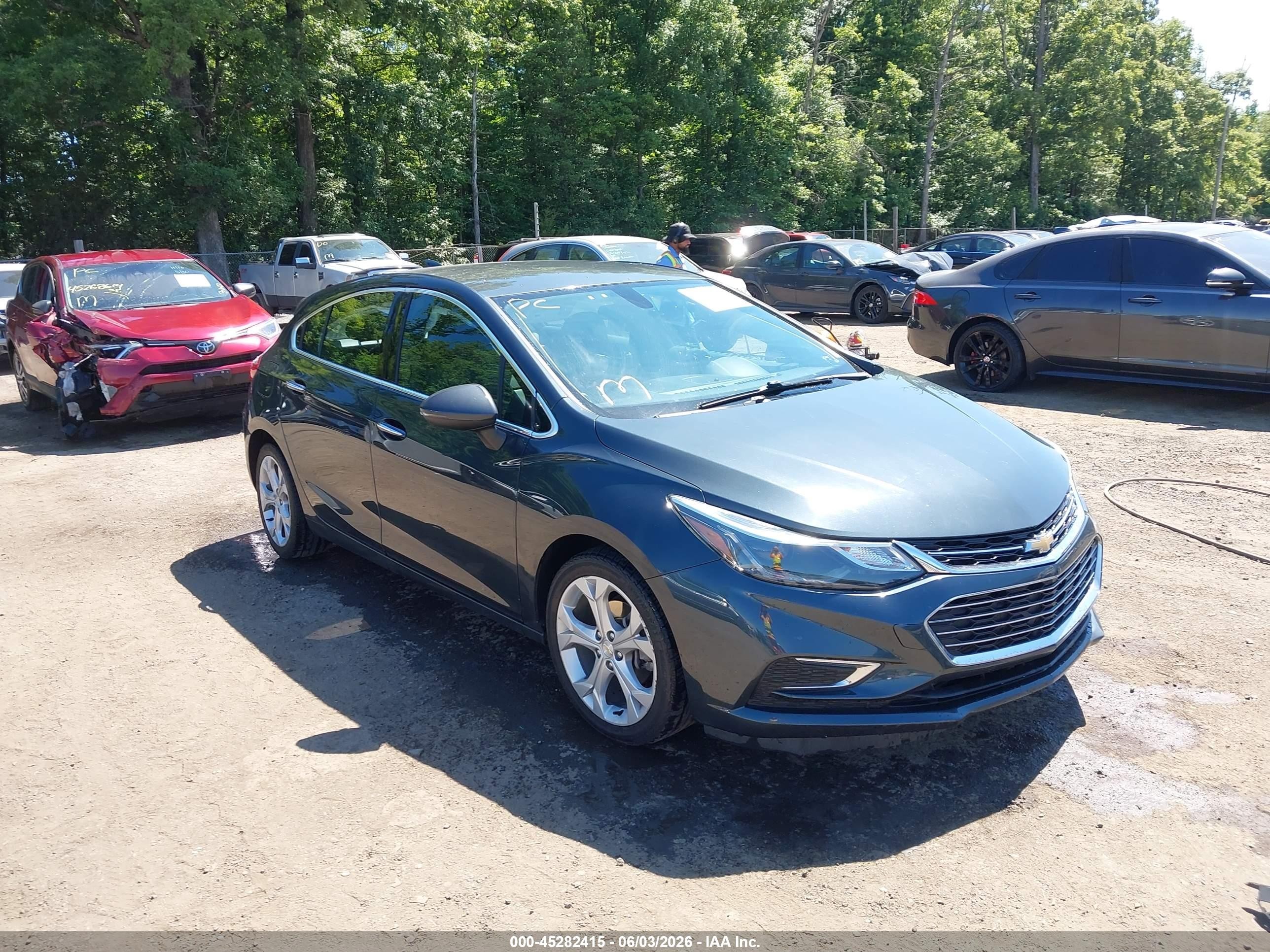 2018 Chevrolet Cruze Premier, VIN 3G1BF6SM9JS565893 — All over