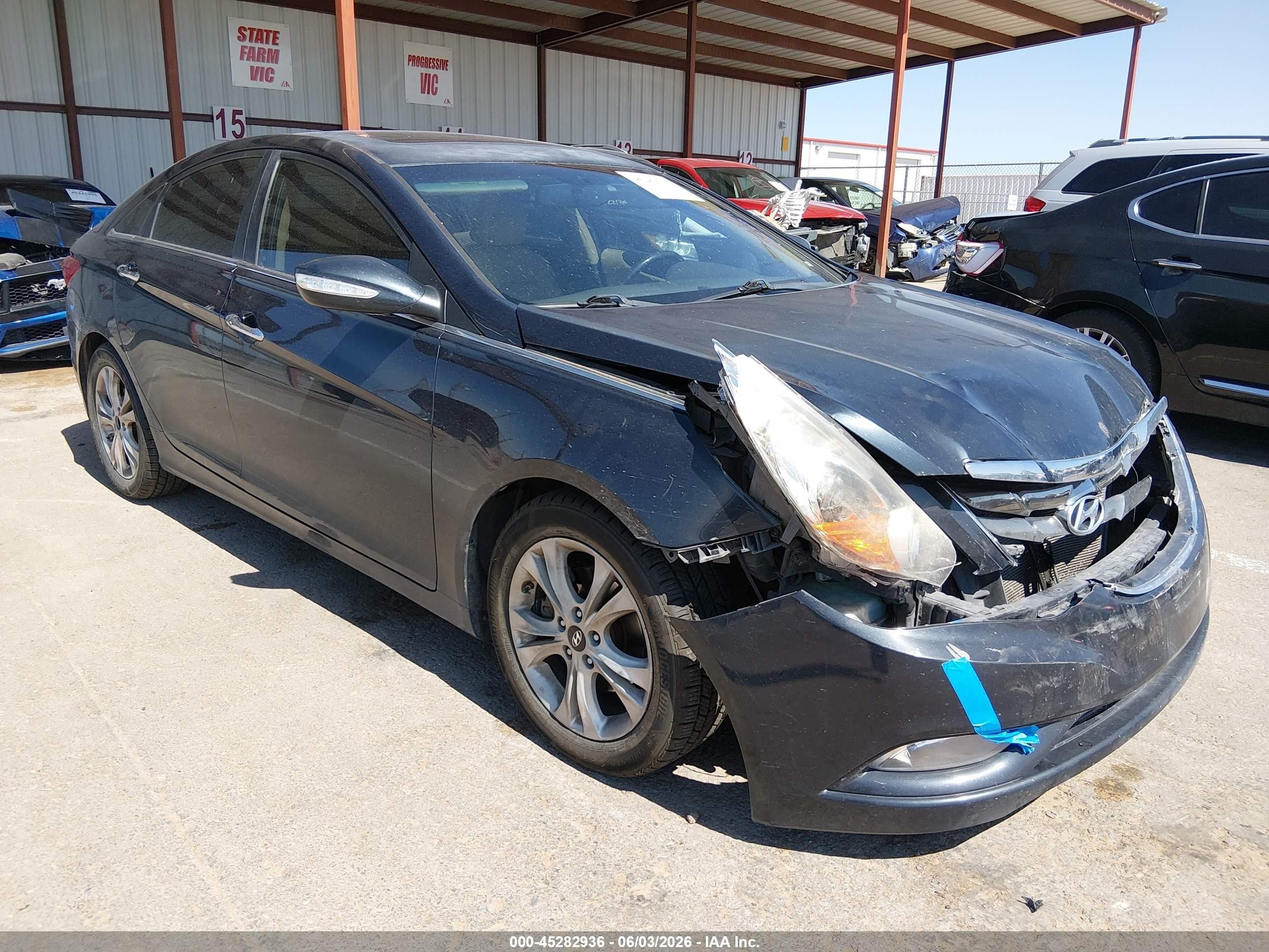 2011 Hyundai Sonata Limited, VIN 5NPEC4AC5BH048306 — Front end