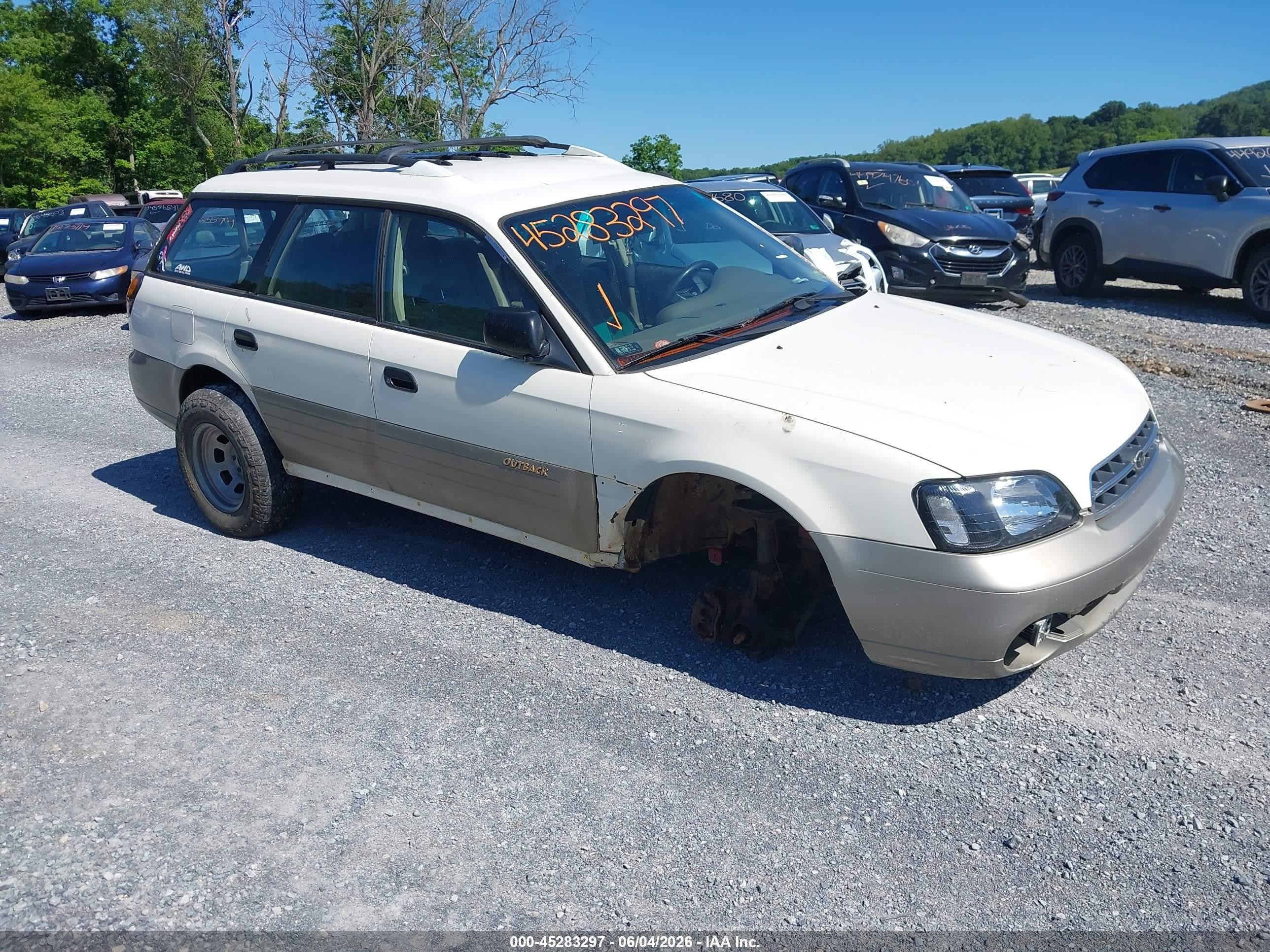 2001 Subaru Legacy Outback, VIN 4S3BH665117613390 — Перед