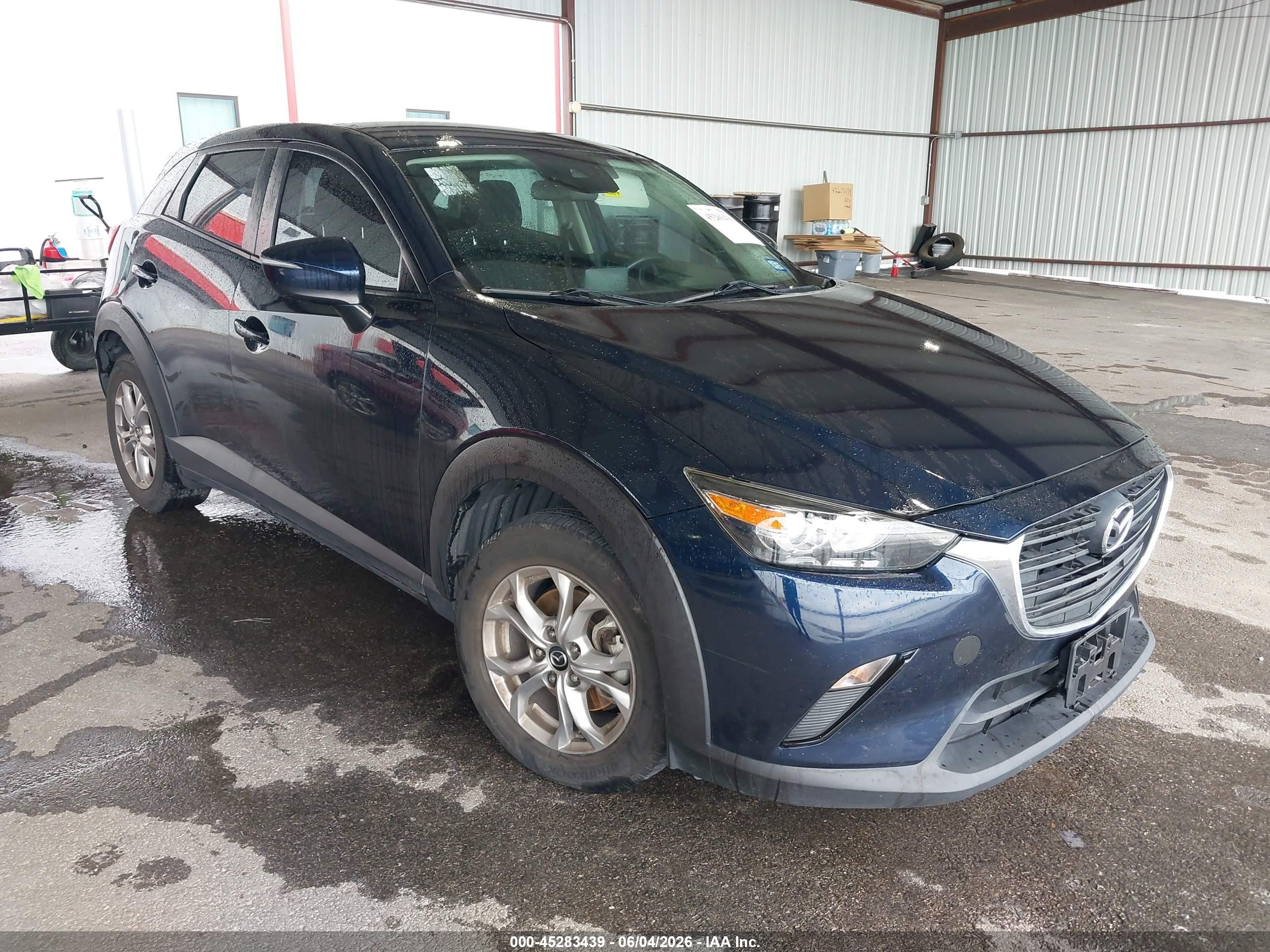 2019 Mazda CX-3 Sport, VIN JM1DKFB7XK0431781 — Front end