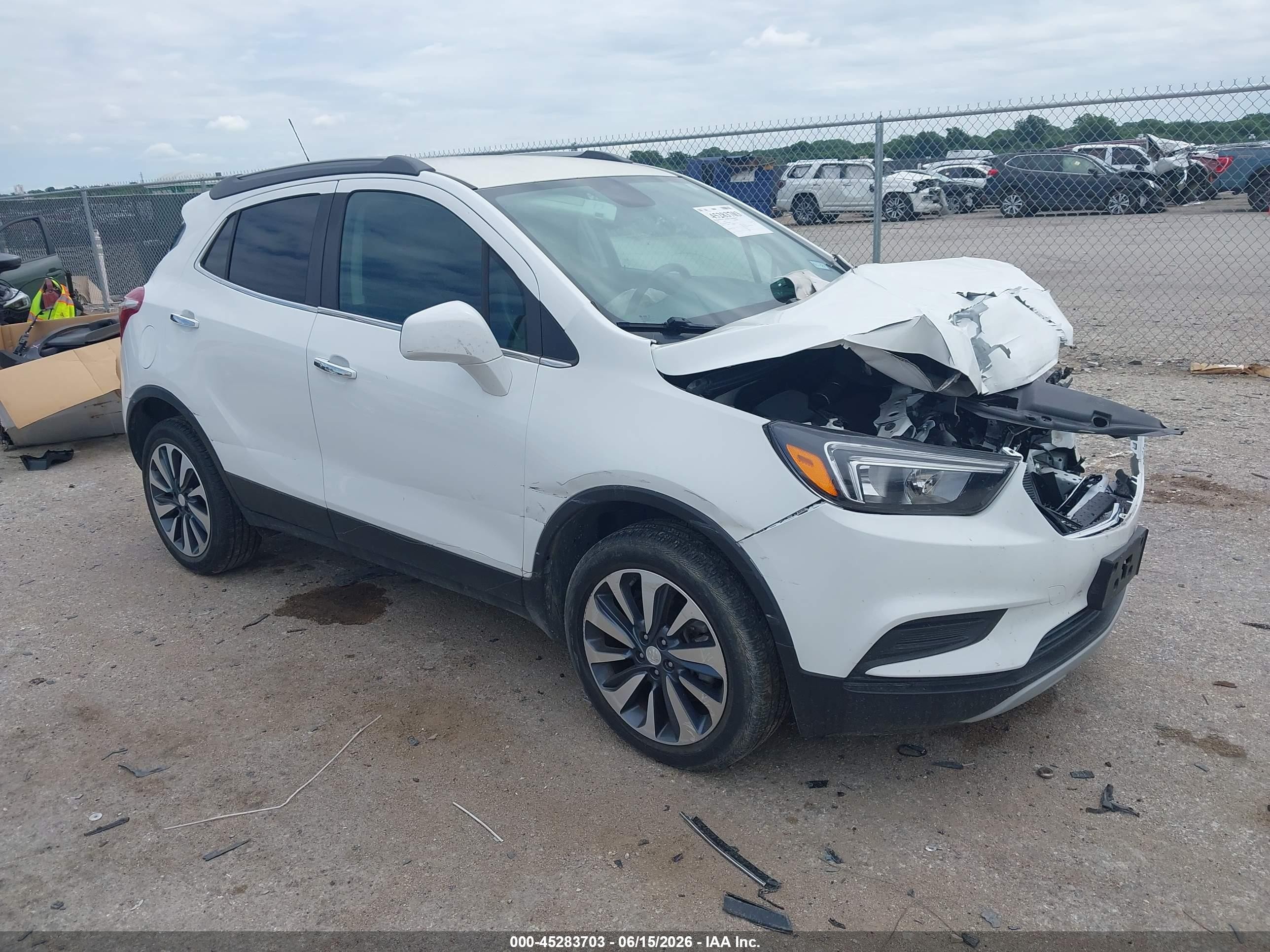 2022 Buick Encore Preferred, VIN KL4CJESM8NB505880 — Front end
