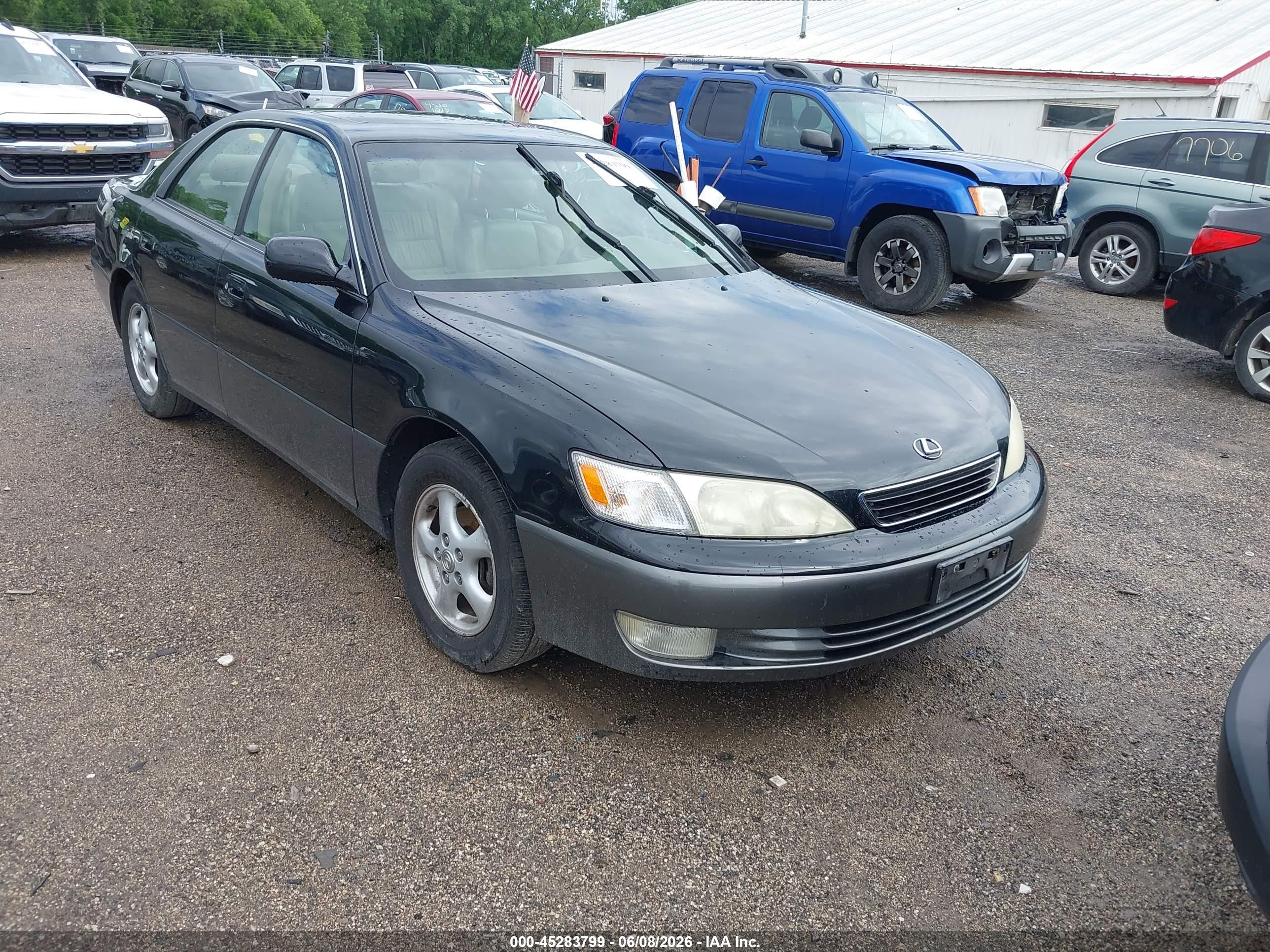 1999 Lexus ES 300, VIN JT8BF28G8X0183760 — Обычный износ