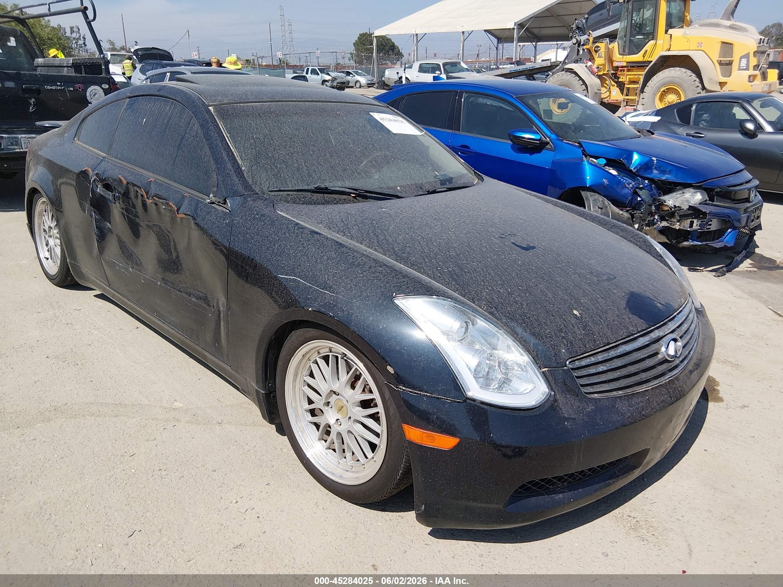 2004 Infiniti G35 w/Leather, VIN JNKCV54E84M805078 — Normal wear