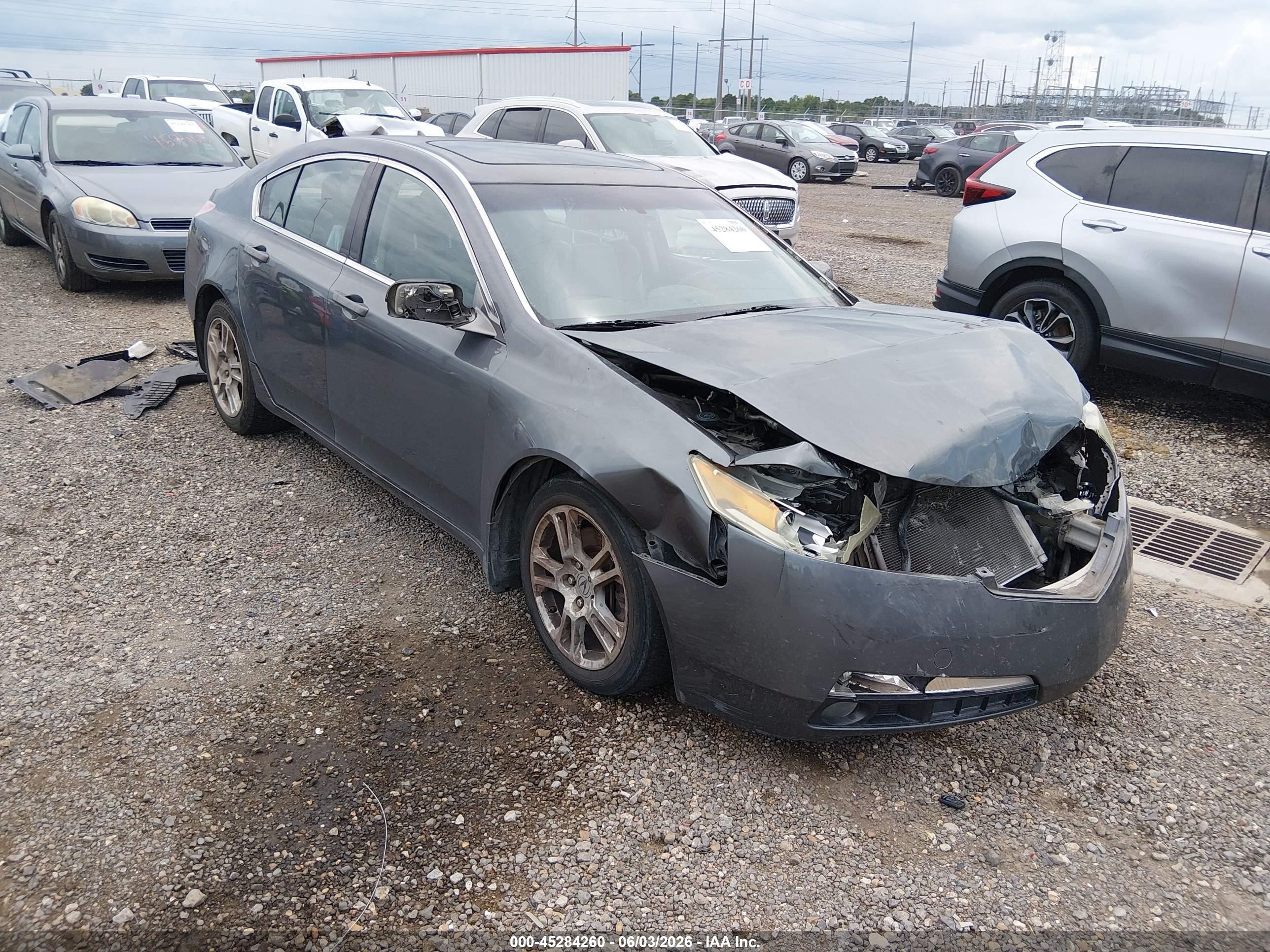 2011 Acura TL, VIN 19UUA8F21BA000934 — Перед