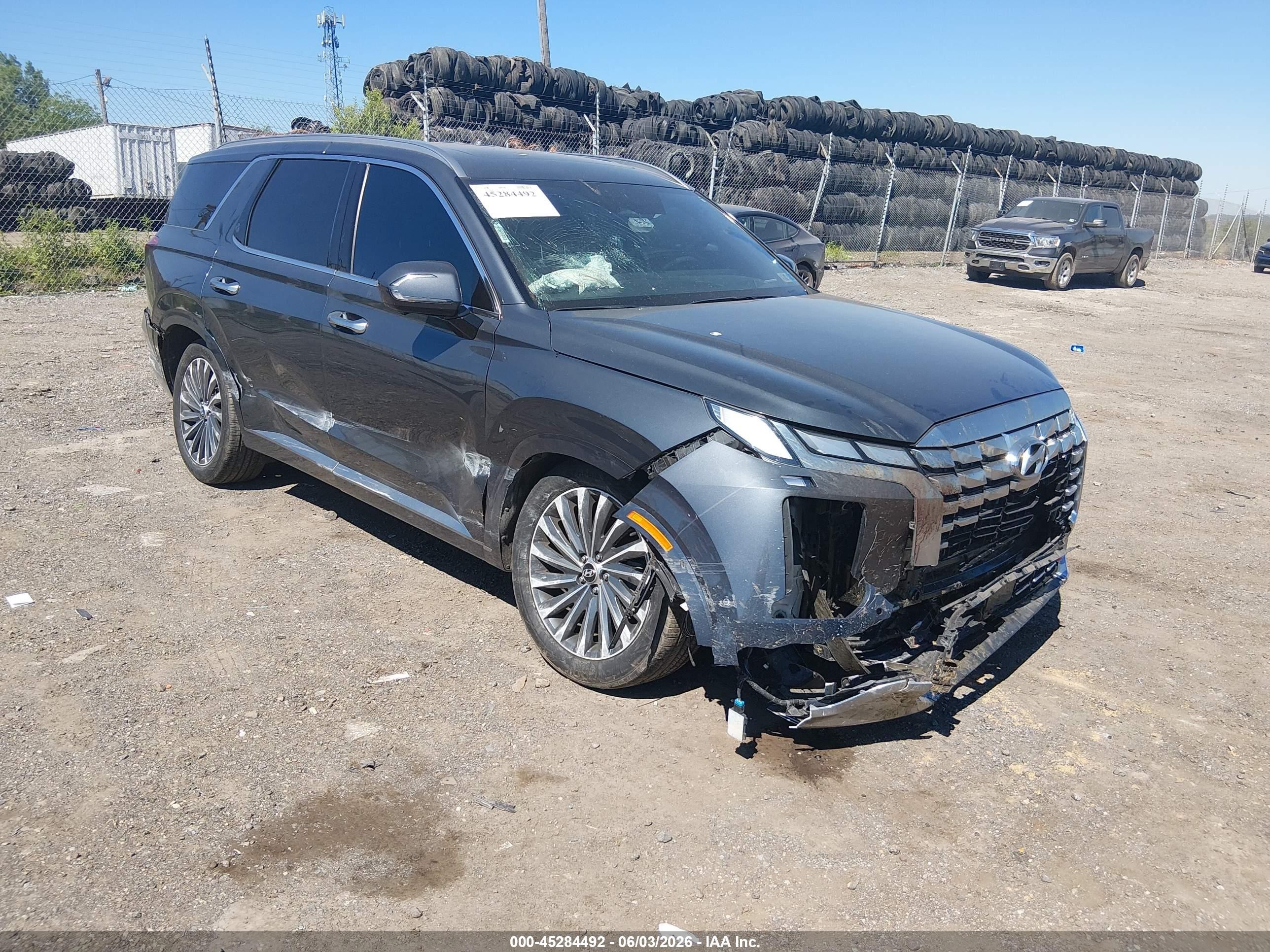2024 Hyundai Palisade Calligraphy, VIN KM8R74GE7RU750959 — Front end