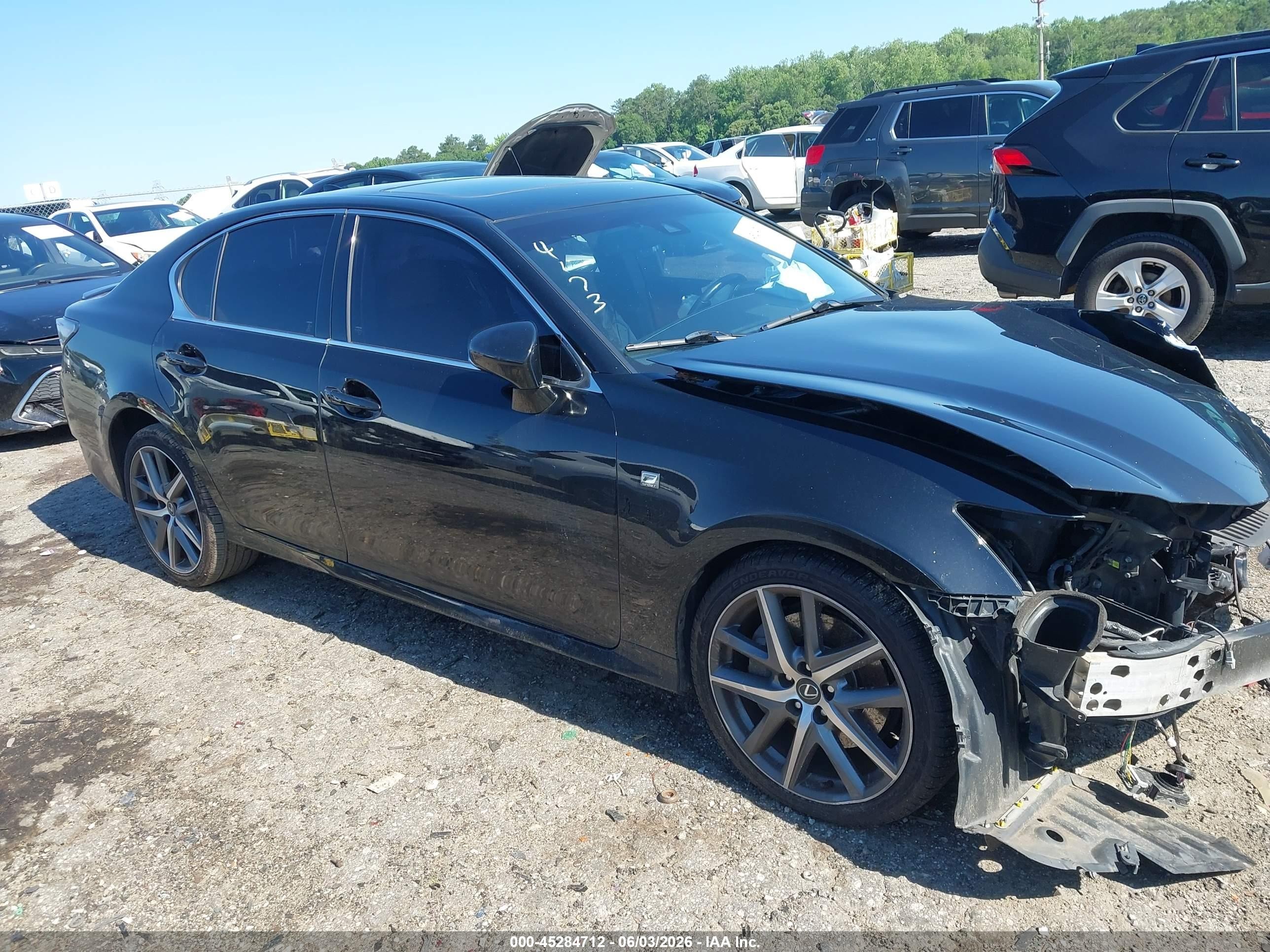 2016 Lexus GS 350, VIN JTHCZ1BL1GA004173 — Перед