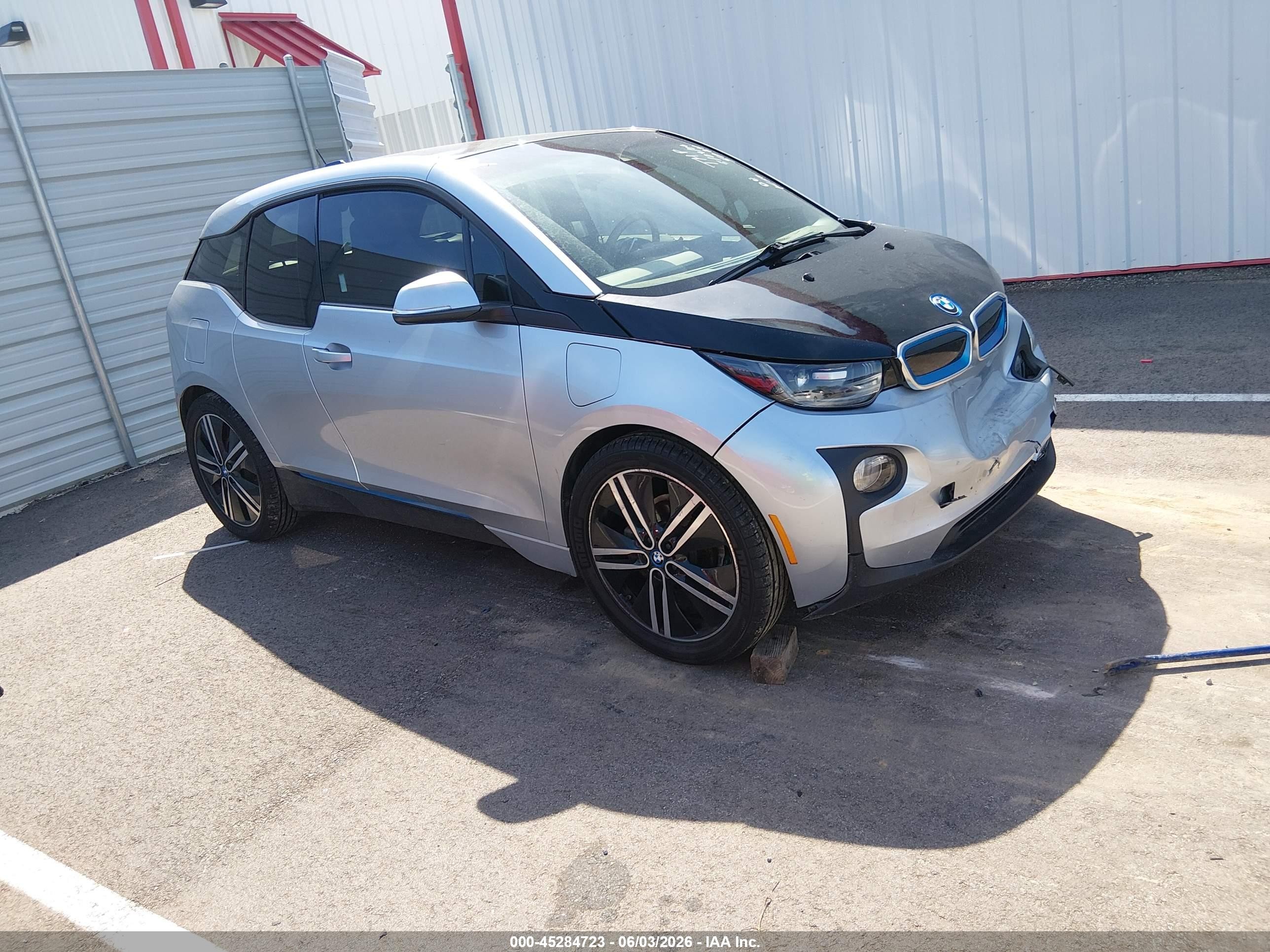 2014 BMW i3, VIN WBY1Z4C55EV275588 — Перед