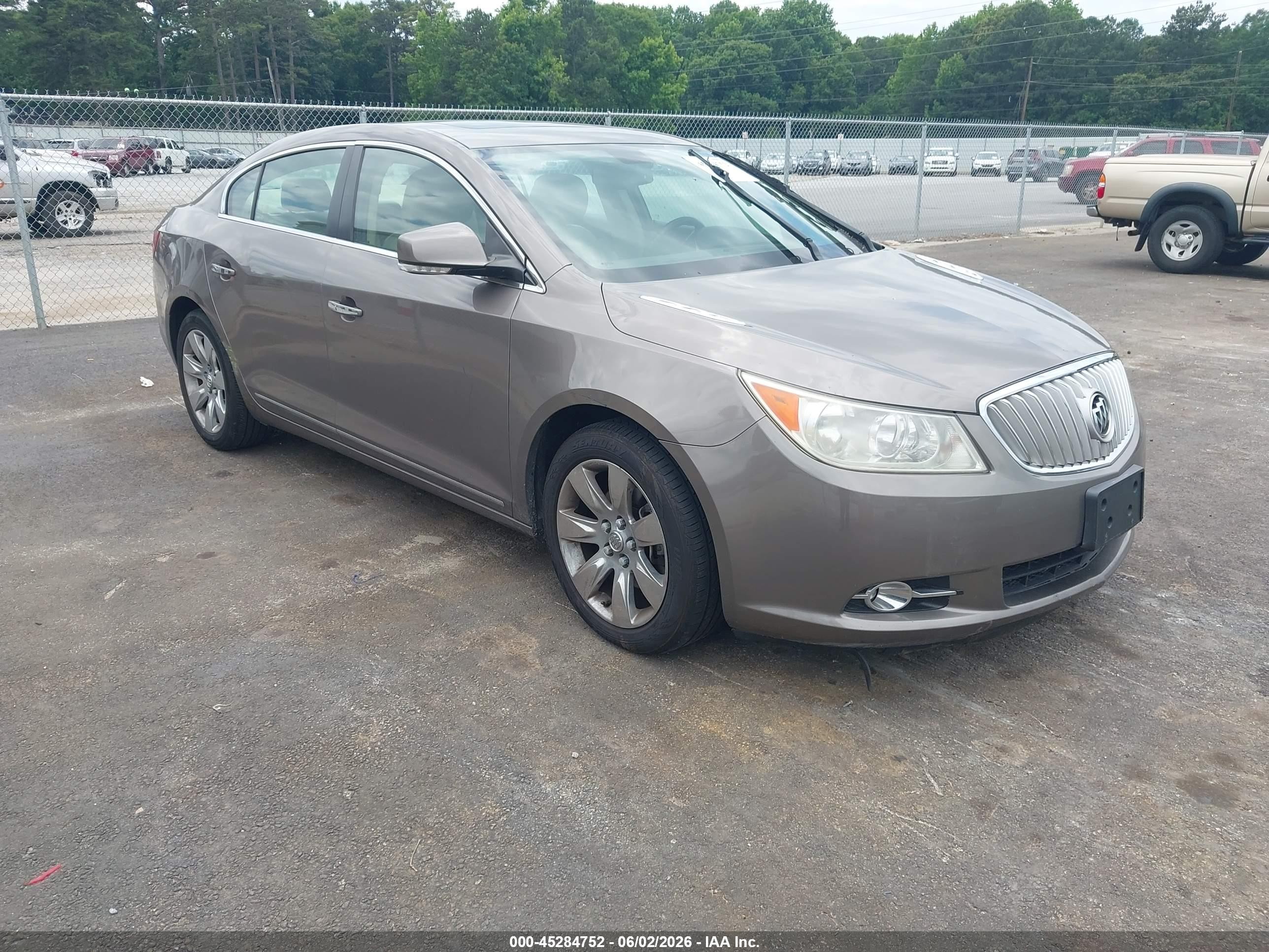 2011 Buick LaCrosse CXL, VIN 1G4GC5GD3BF193574 — Rear end