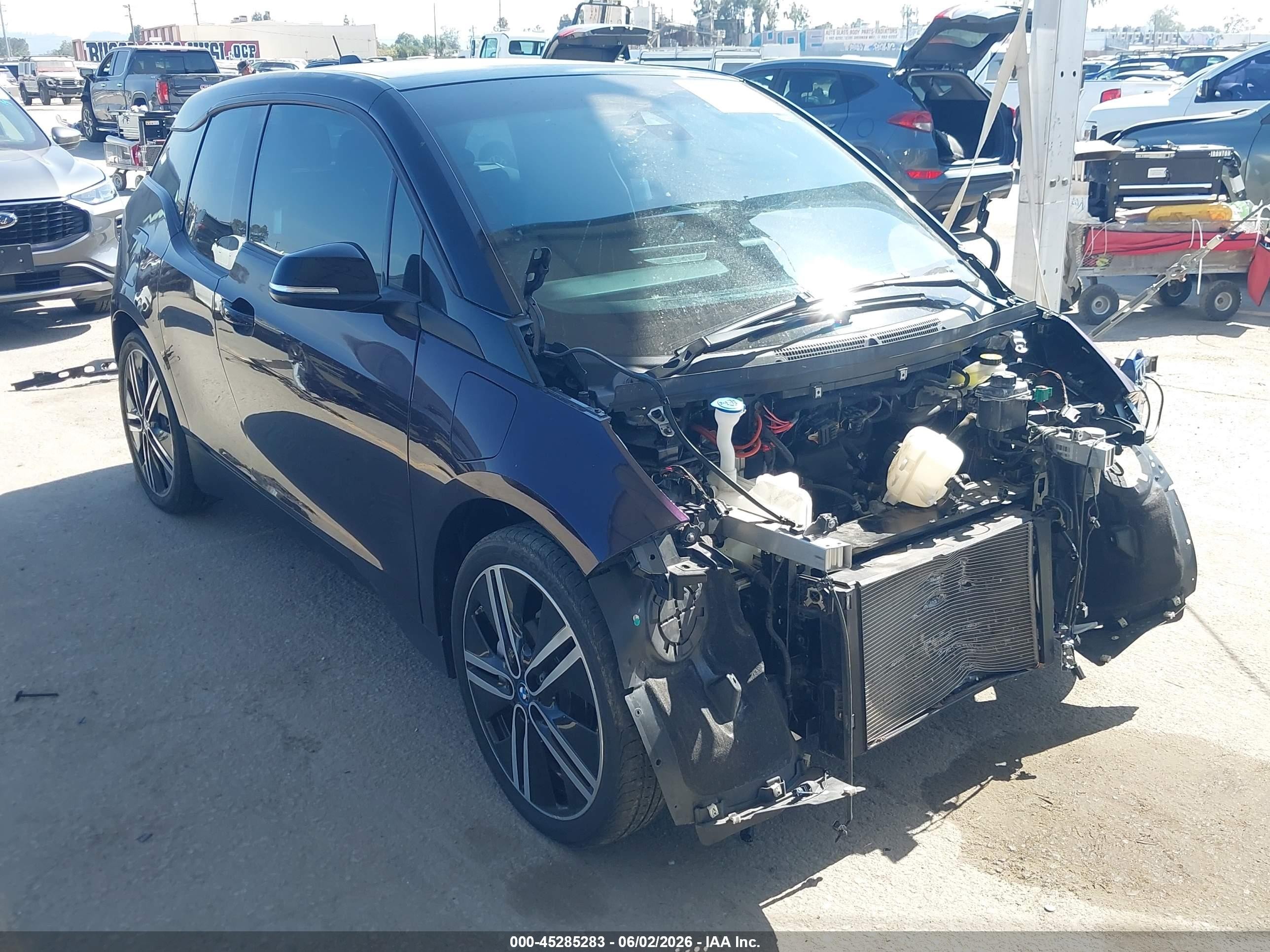 2019 BMW i3, VIN WBY8P4C5XK7E24861 — Перед