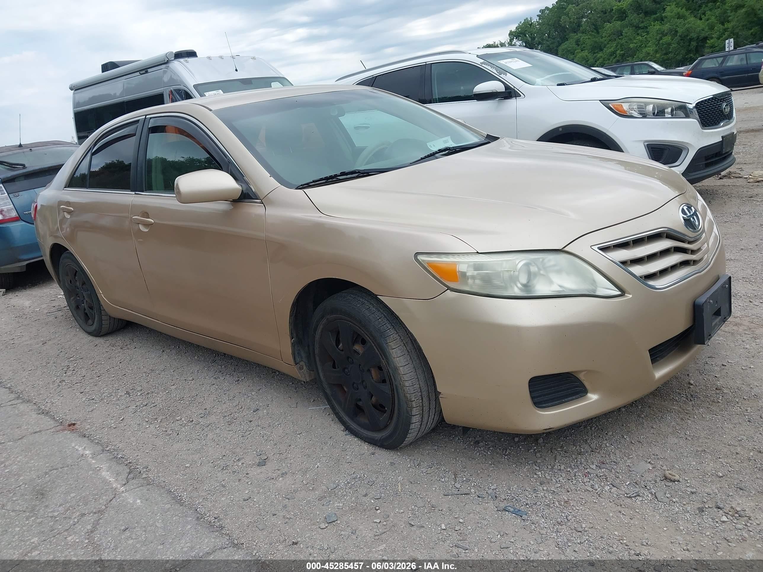 2010 Toyota Camry LE, VIN 4T1BF3EK0AU091344 — Normal wear