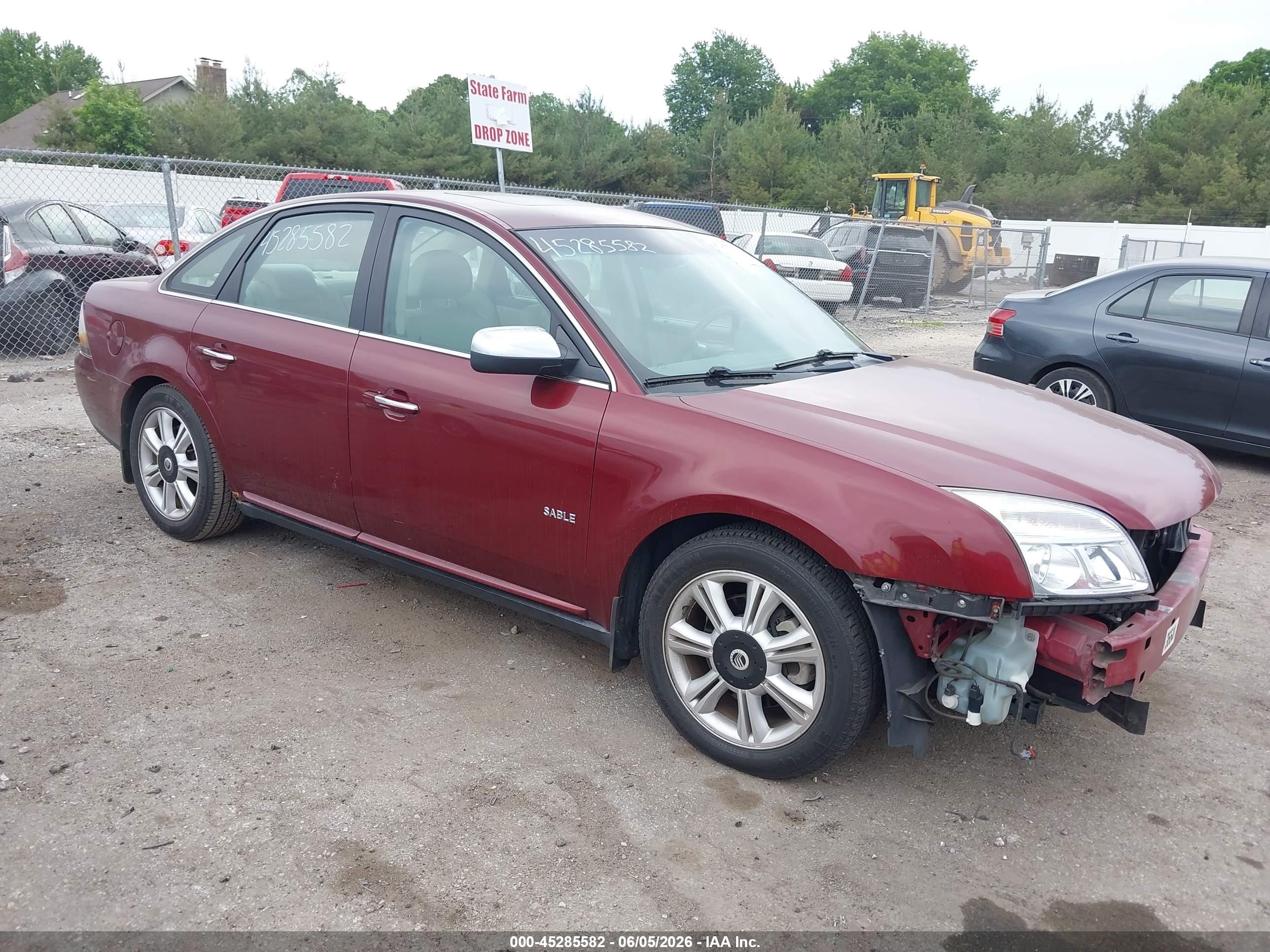 2008 Mercury Sable Premier, VIN 1MEHM42W78G602797 — Front end