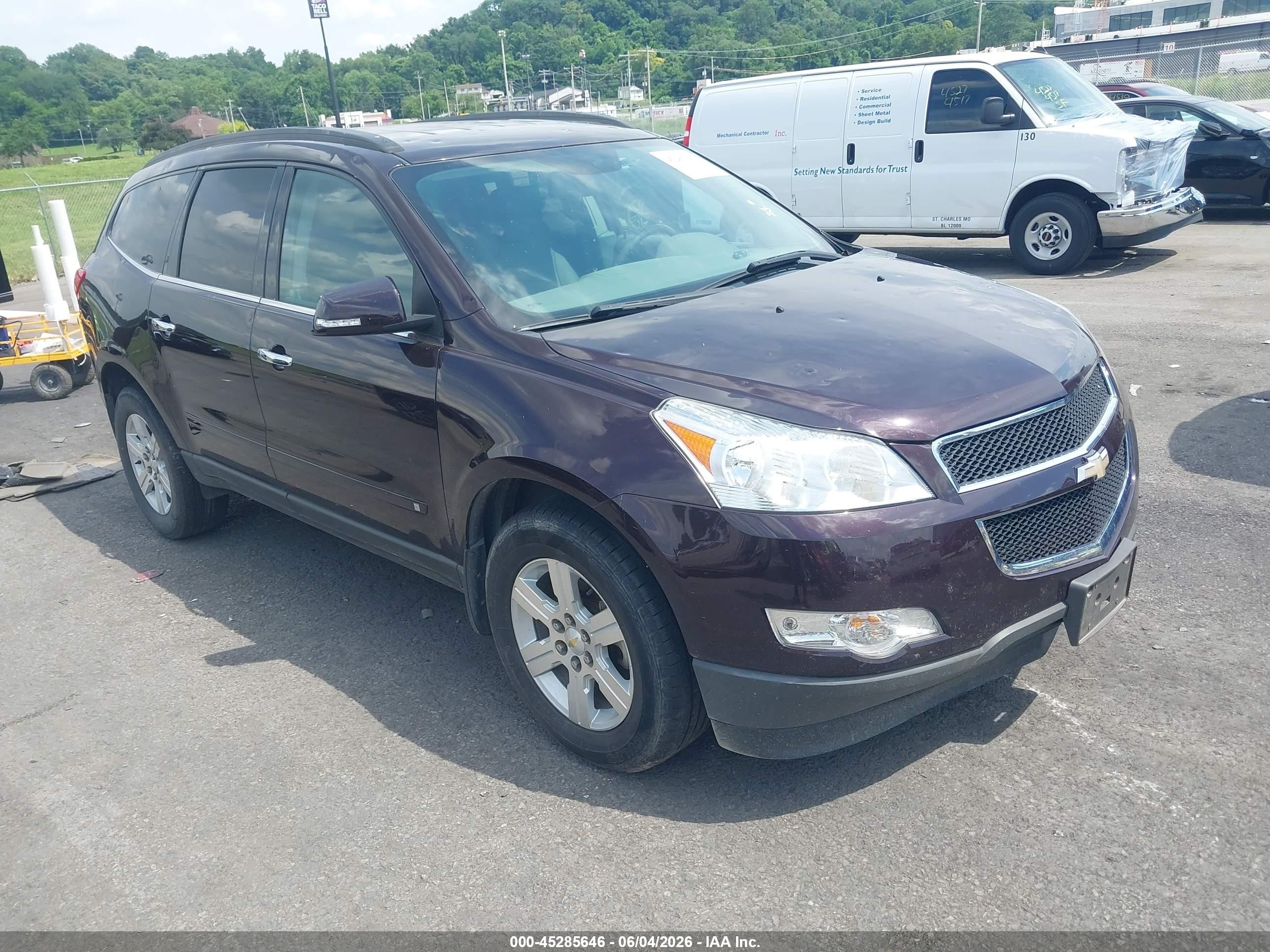 2010 Chevrolet Traverse 1LT, VIN 1GNLRFEDXAS133654 — Hail