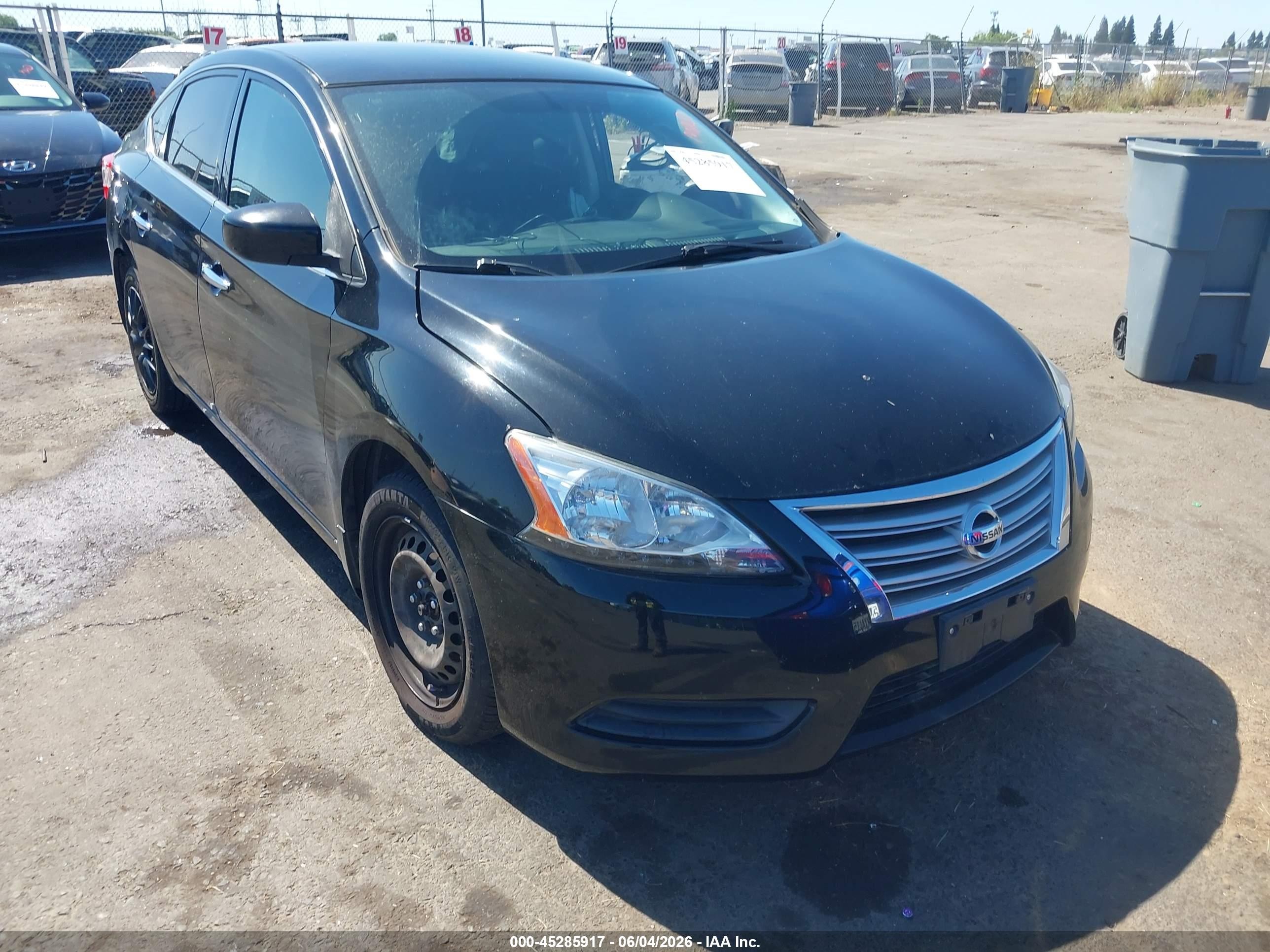 2014 Nissan Sentra SV, VIN 3N1AB7AP0EL609864 — Бок
