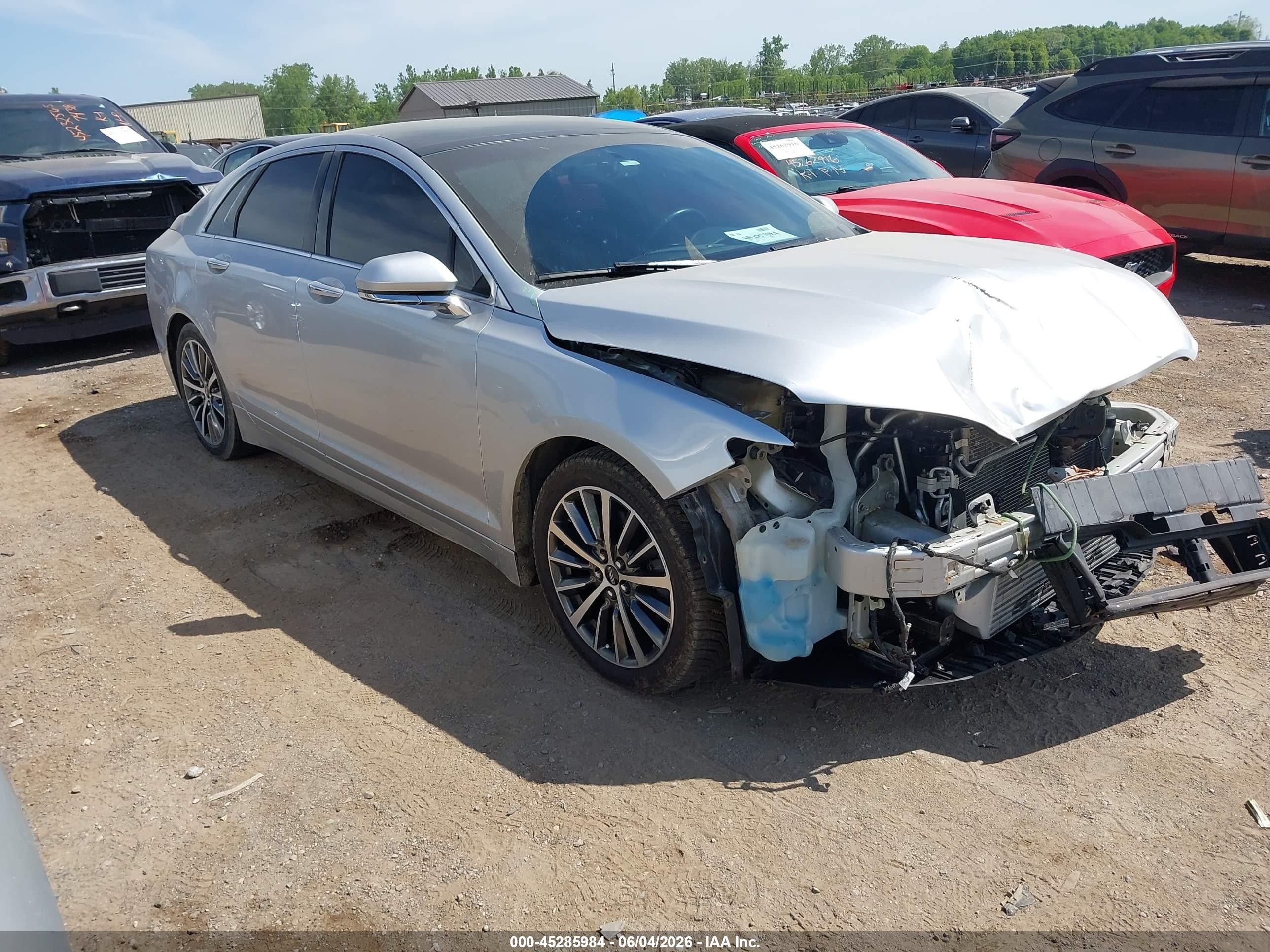 2017 Lincoln MKZ Select, VIN 3LN6L5D95HR632877 — Перед