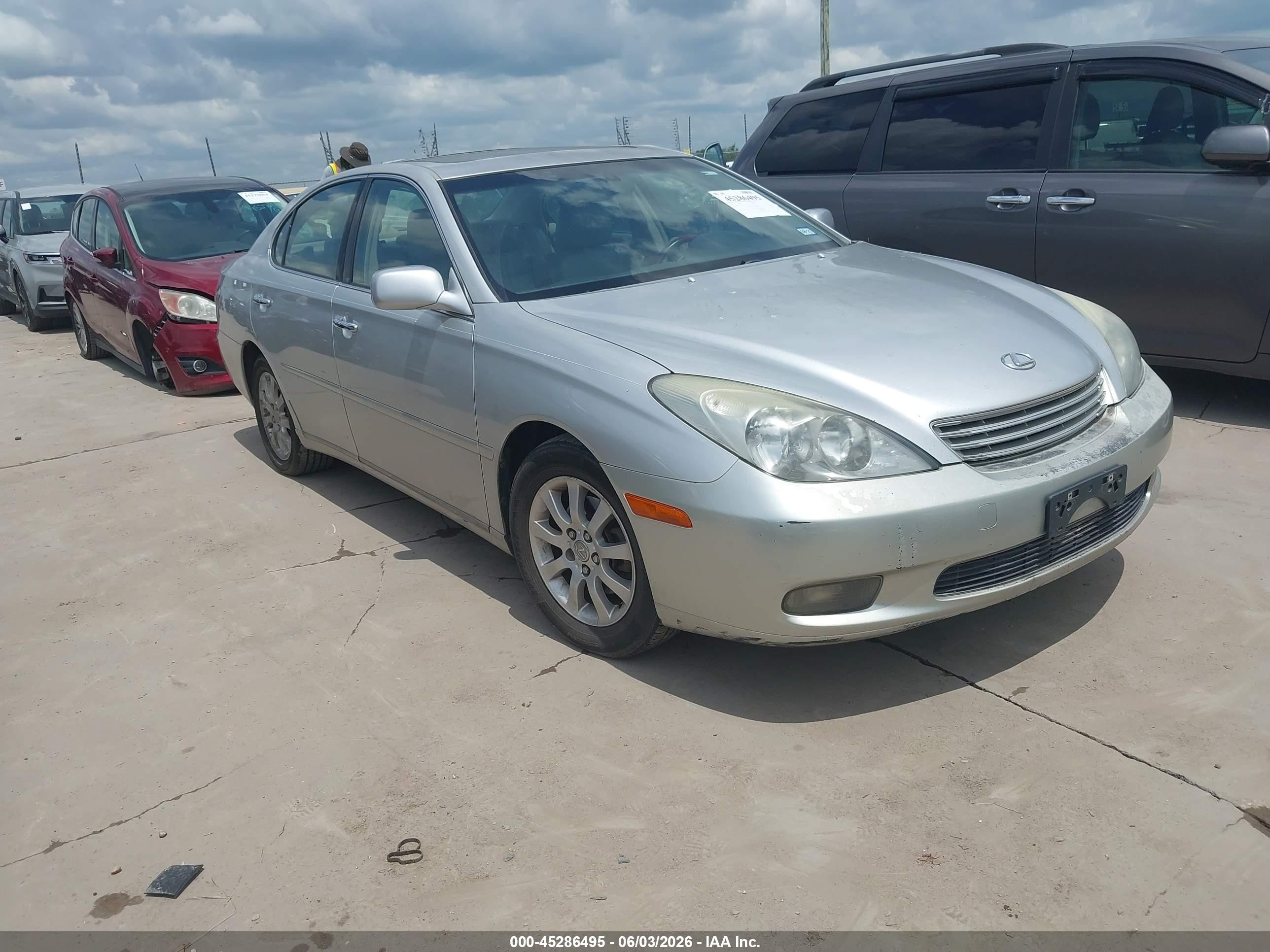 2002 Lexus ES 300, VIN JTHBF30G520085652 — Repossession