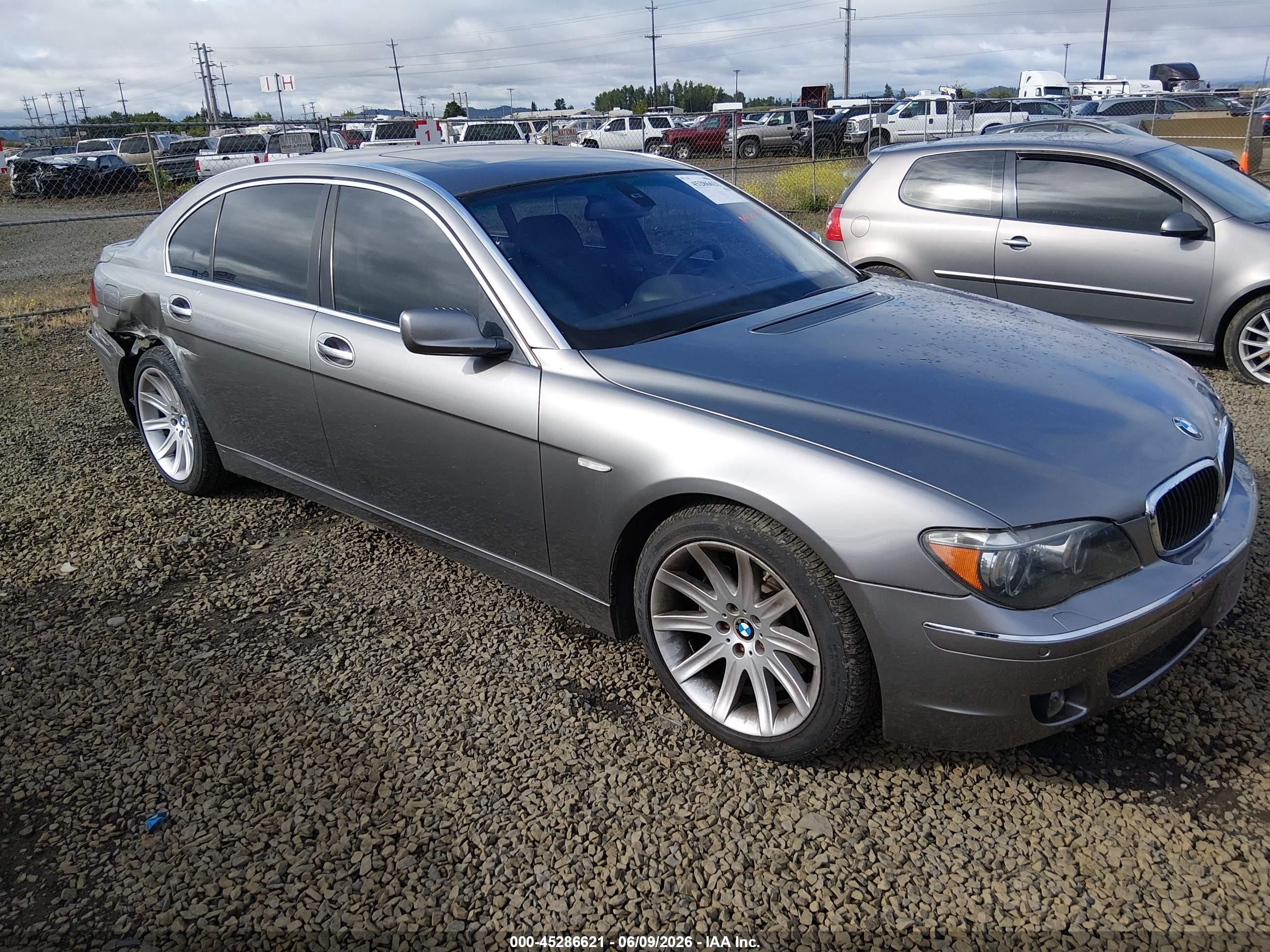 2006 BMW 7 Series 750Li, VIN WBAHN83506DT63570 — Rear end