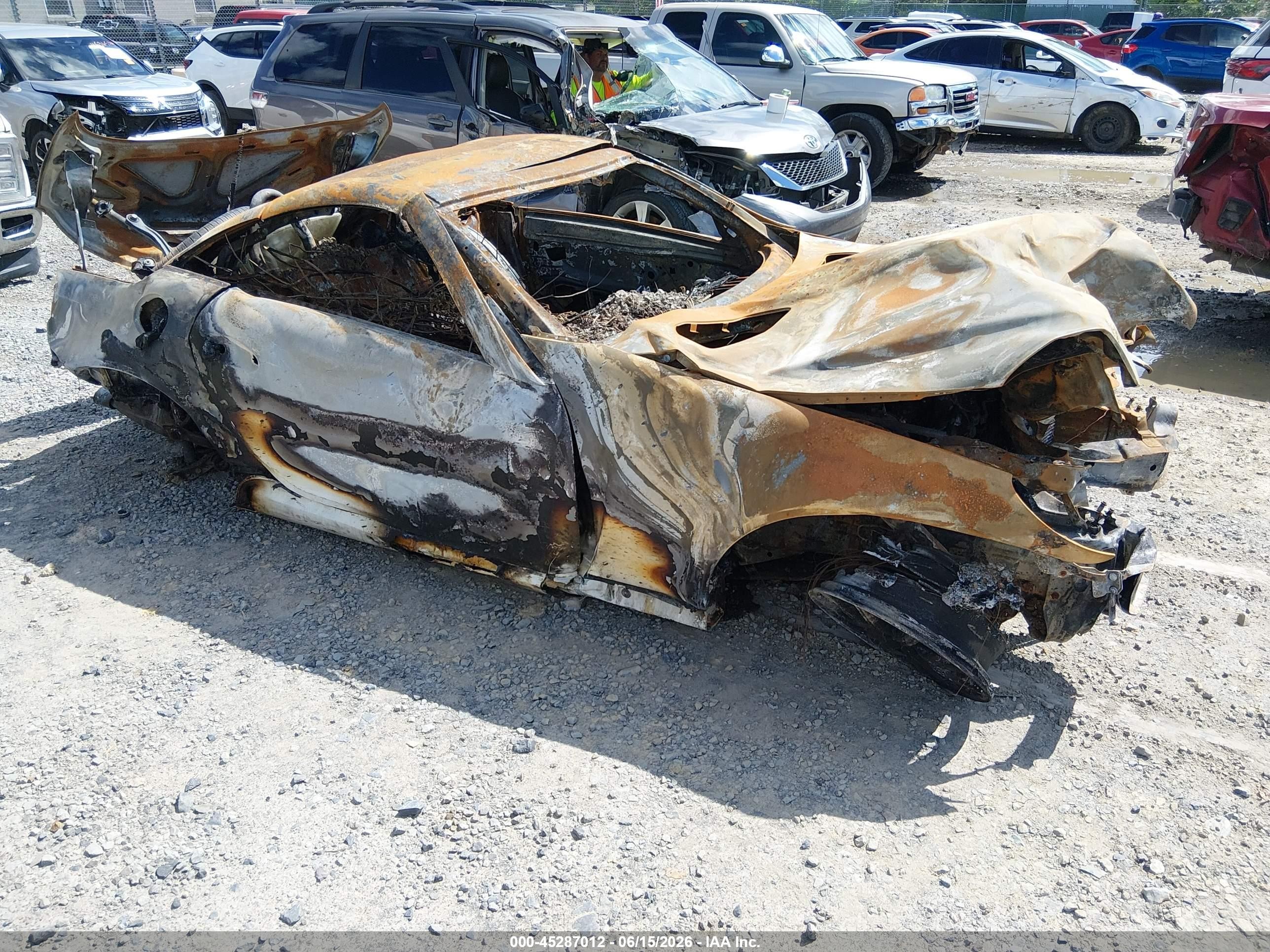 2005 Mercedes-Benz SLK 230/320, VIN WDBWK56FX5F057628 — Burn