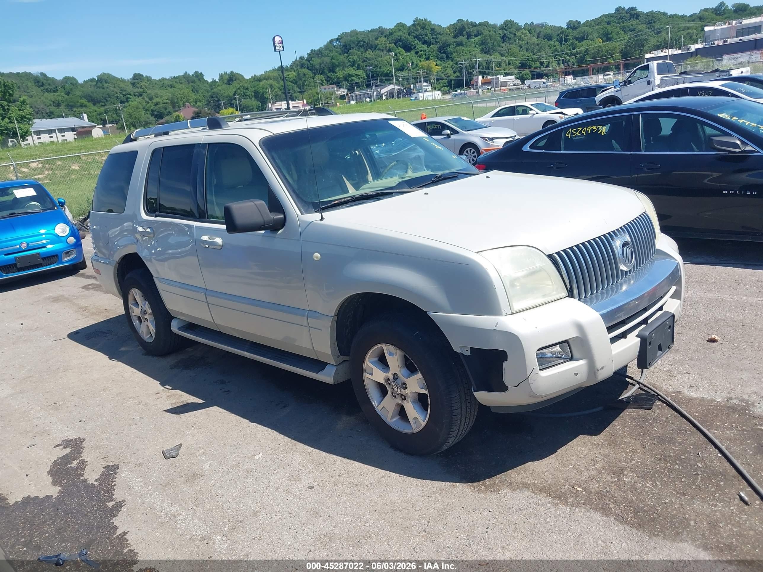 2006 Mercury Mountaineer Premier, VIN 4M2EU48806ZJ04241 — Side